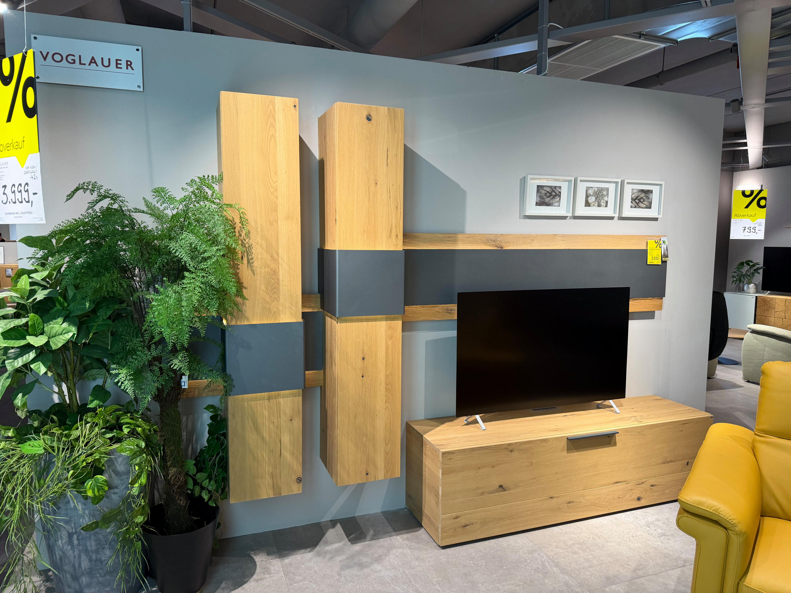 WOHNWAND TAURINO LIVING INKL. COUCHTISCH - Voglauer