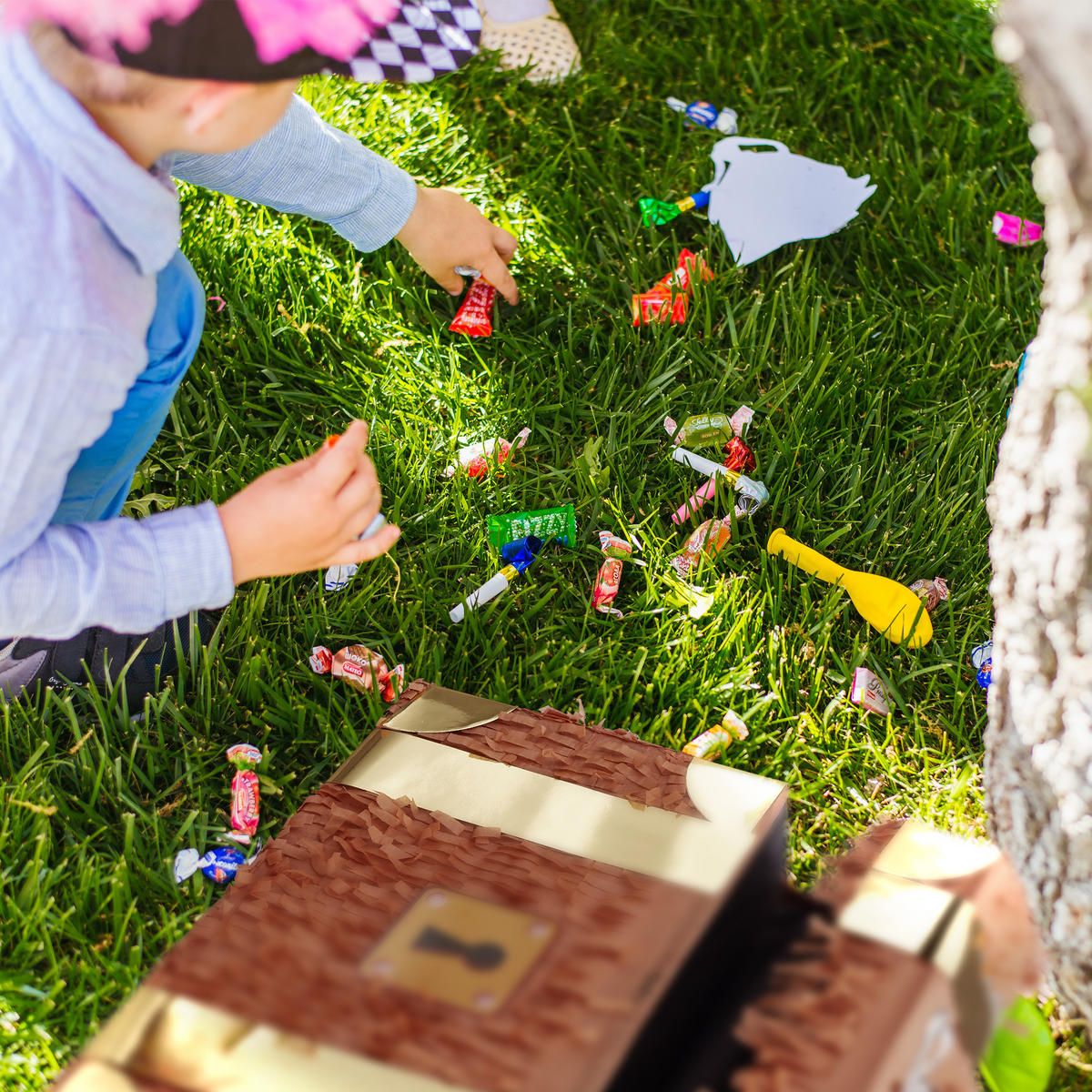 PINATA Schatzkiste - Braun, Papier (30/27/23cm) - Relaxdays