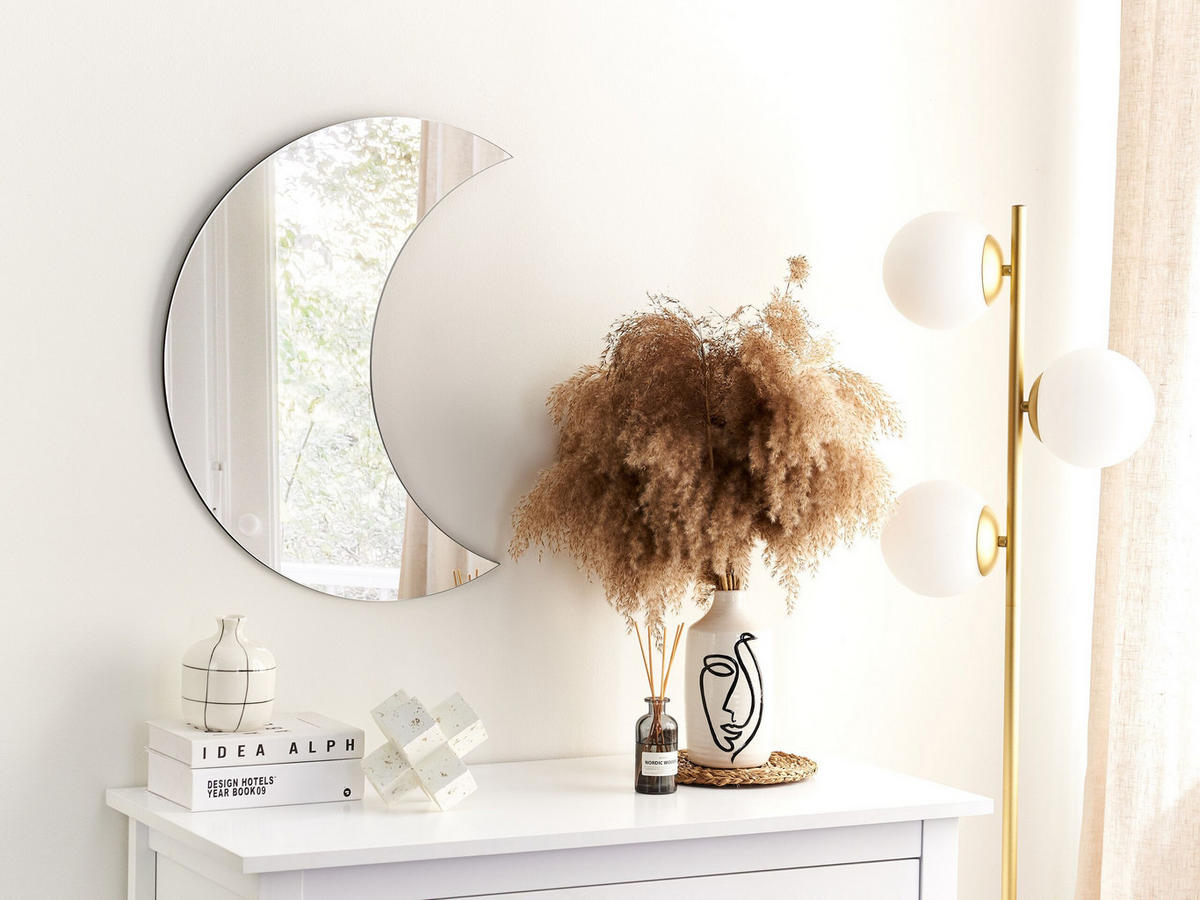 WANDSPIEGEL silber Halbmondform 40/60 cm Pesmes - Silberfarben, Glas (40/60/1cm) - Beliani