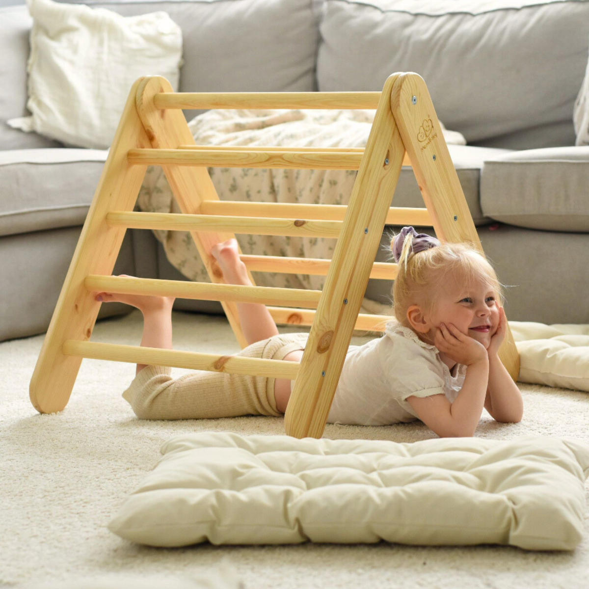 KLETTERDREIECK Haus für Kinder mit Grau-Blauem Dach, Zarter Stoff, Montessori, Natur - Blaugrau/Naturfarben, Holz (59.5/59/60cm) - MeowBaby