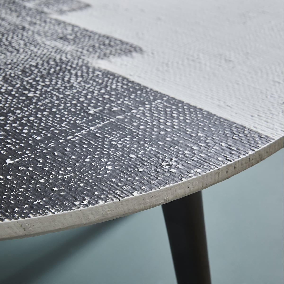 COUCHTISCH Abstract - H 38cm - Schwarz, Holzwerkstoff (80/80/38cm) - Signature