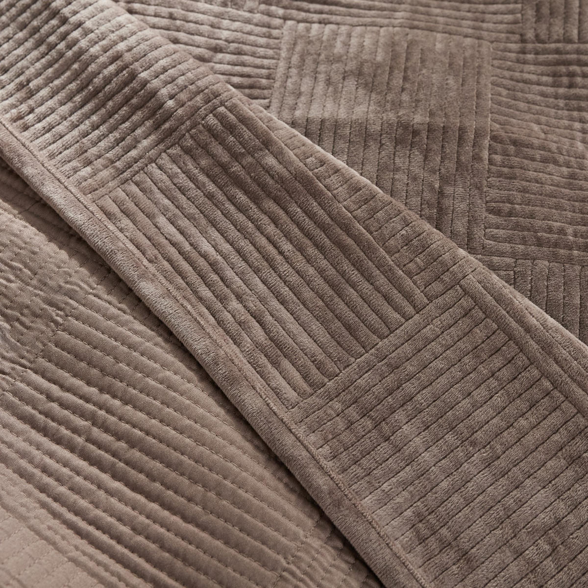 TAGESDECKE Quadron - Beige, Textil (200/220cm) - home&you