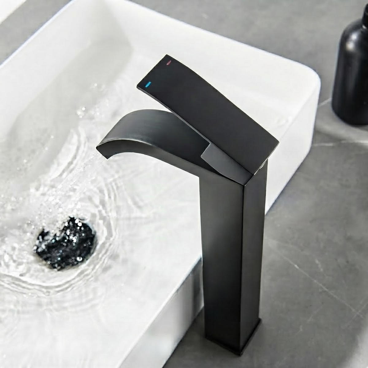 BADEZIMMERARMATUR, 30 x 15,5 cm, silber - Schwarz, Metall (43/6/24cm) - Vallsero