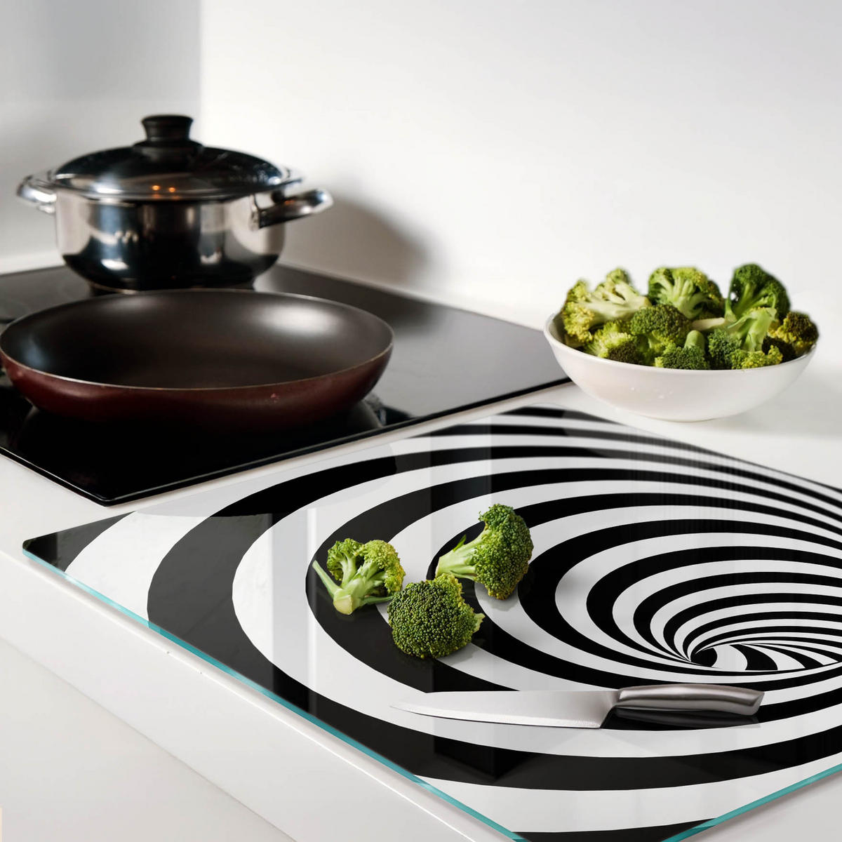 GLASPLATTE 60x52 cm Spirale mit Streifen - Schwarz, Glas (60/0.4/52cm) - TULUP
