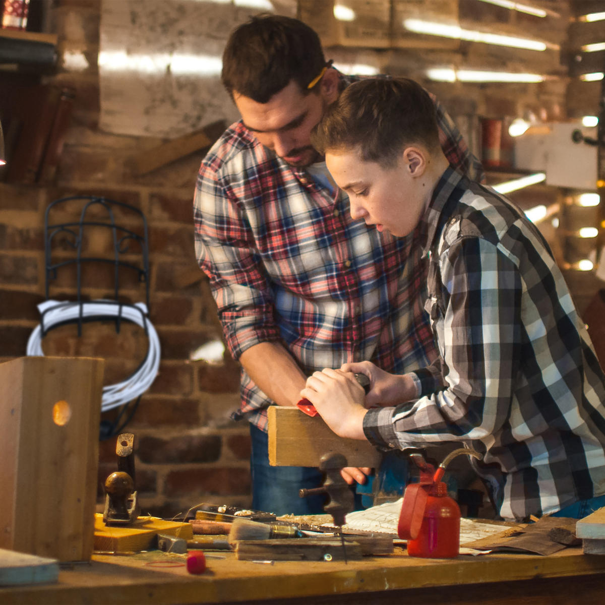 SCHLAUCHHALTER - Schwarz, Metall (30/38/16cm) - Relaxdays