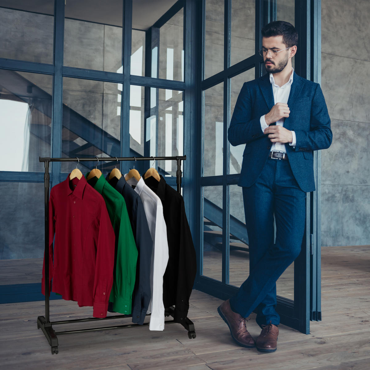 STOJAN na šaty - čierna, kov/plast (91/180.5/42cm) - Relaxdays