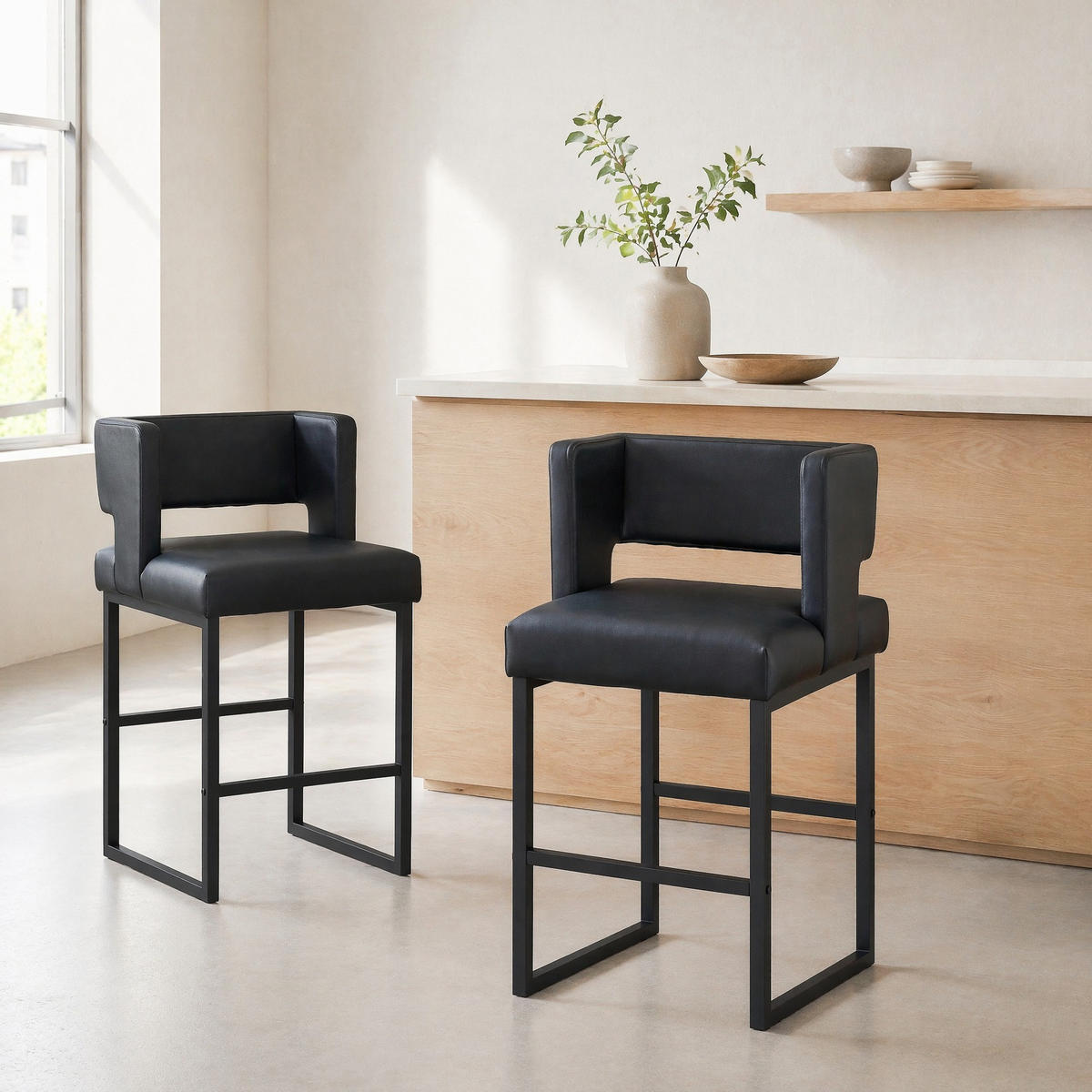 BARHOCKER Schwarz mit gepolstertem PU-Sitz - Schwarz, Metall (53.3/91.4/48cm) - MIVRAY