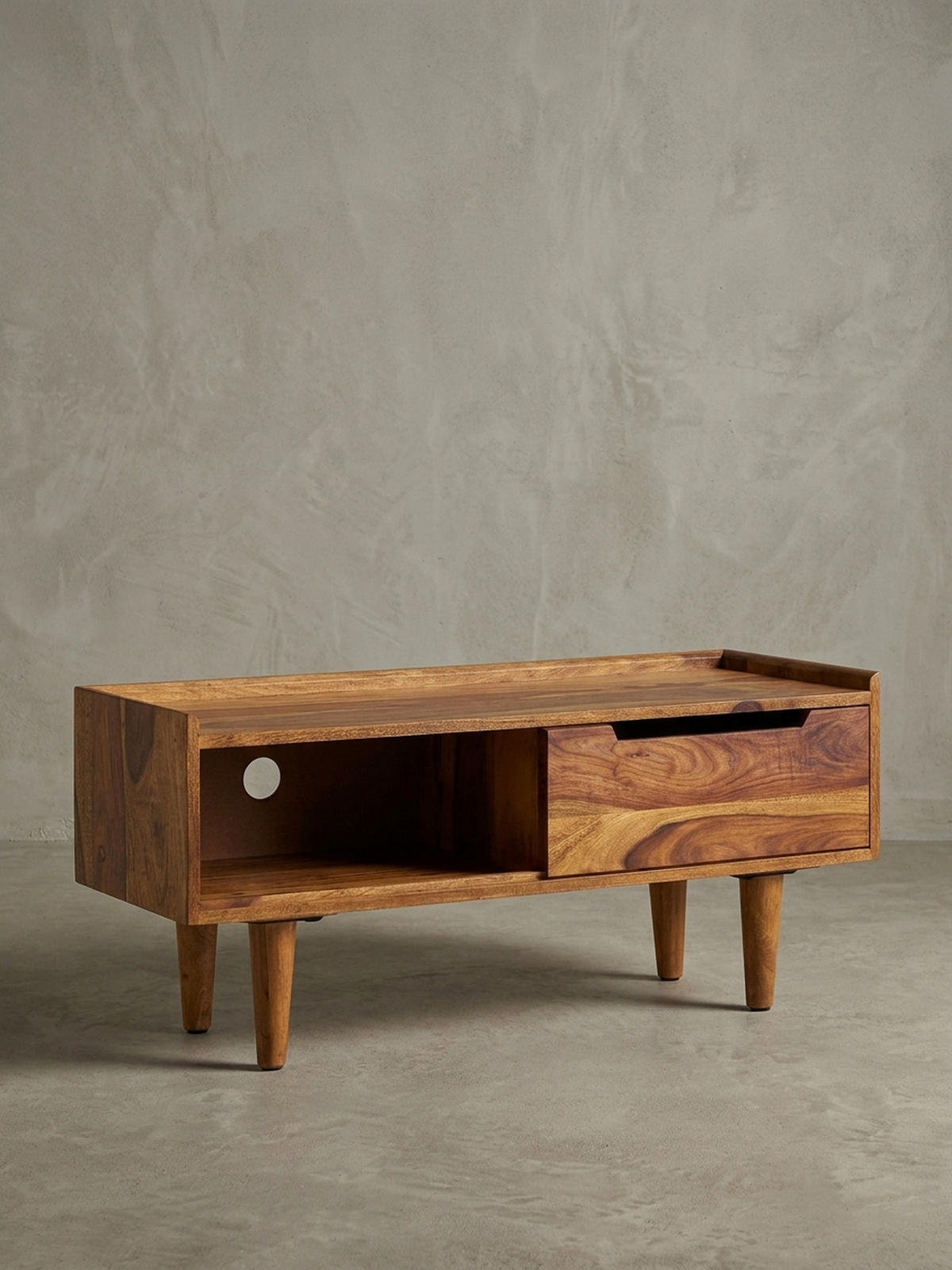 LOWBOARD Massivholz Modern Stil für Fernseher bis 50 Zoll mit Schiebetür und 2 Fächern - Braun, Holz (95/44/34cm) - KADIMA DESIGN