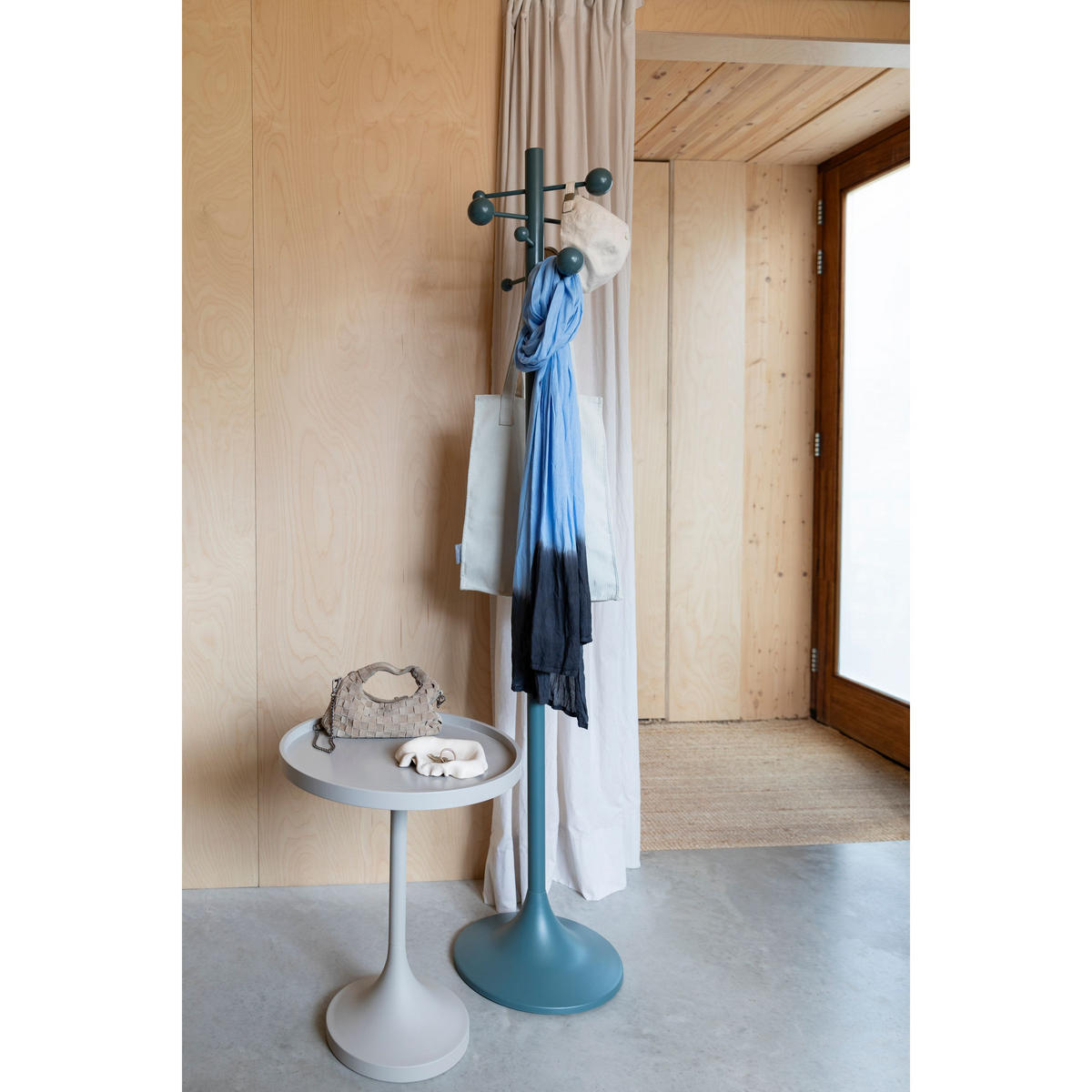 GARDEROBESTÄNDER Jason Blau - Blau, Holz (36/174.5/174.5cm) - Zuiver