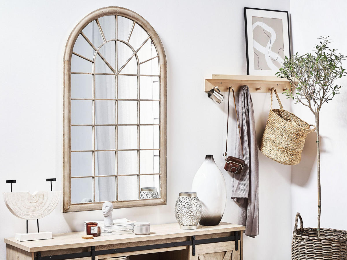 WANDSPIEGEL beige Fensteroptik 77/130 cm Trevol - Beige, Metall (77/130/5cm) - Beliani