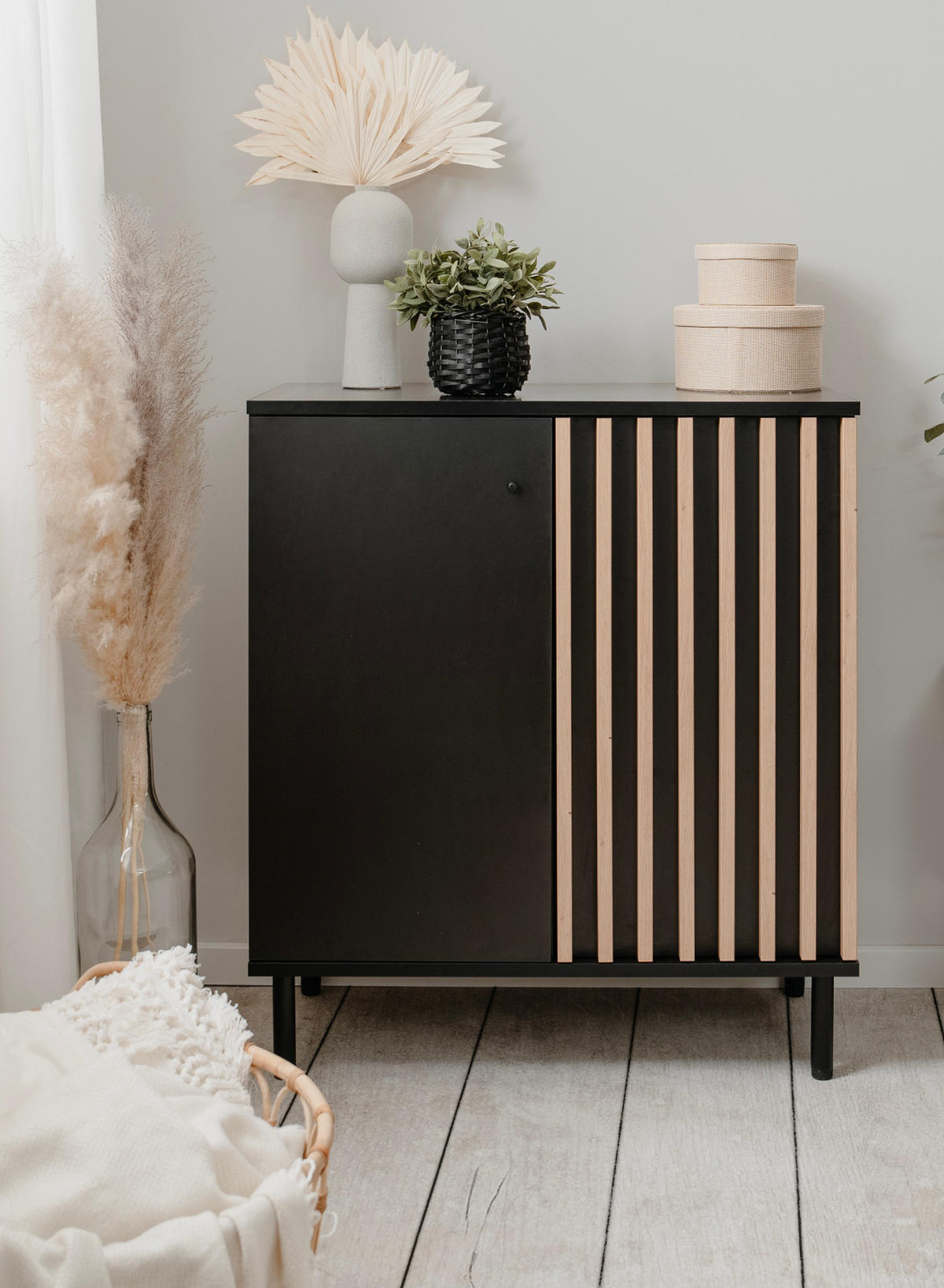 KOMMODE schwarz, Eiche Artisan 80 cm, Sideboard mit 3D-Lamellen - Schwarz/Eiche Artisan, Holzwerkstoff/Metall (80/90/40cm) - Furn.Design