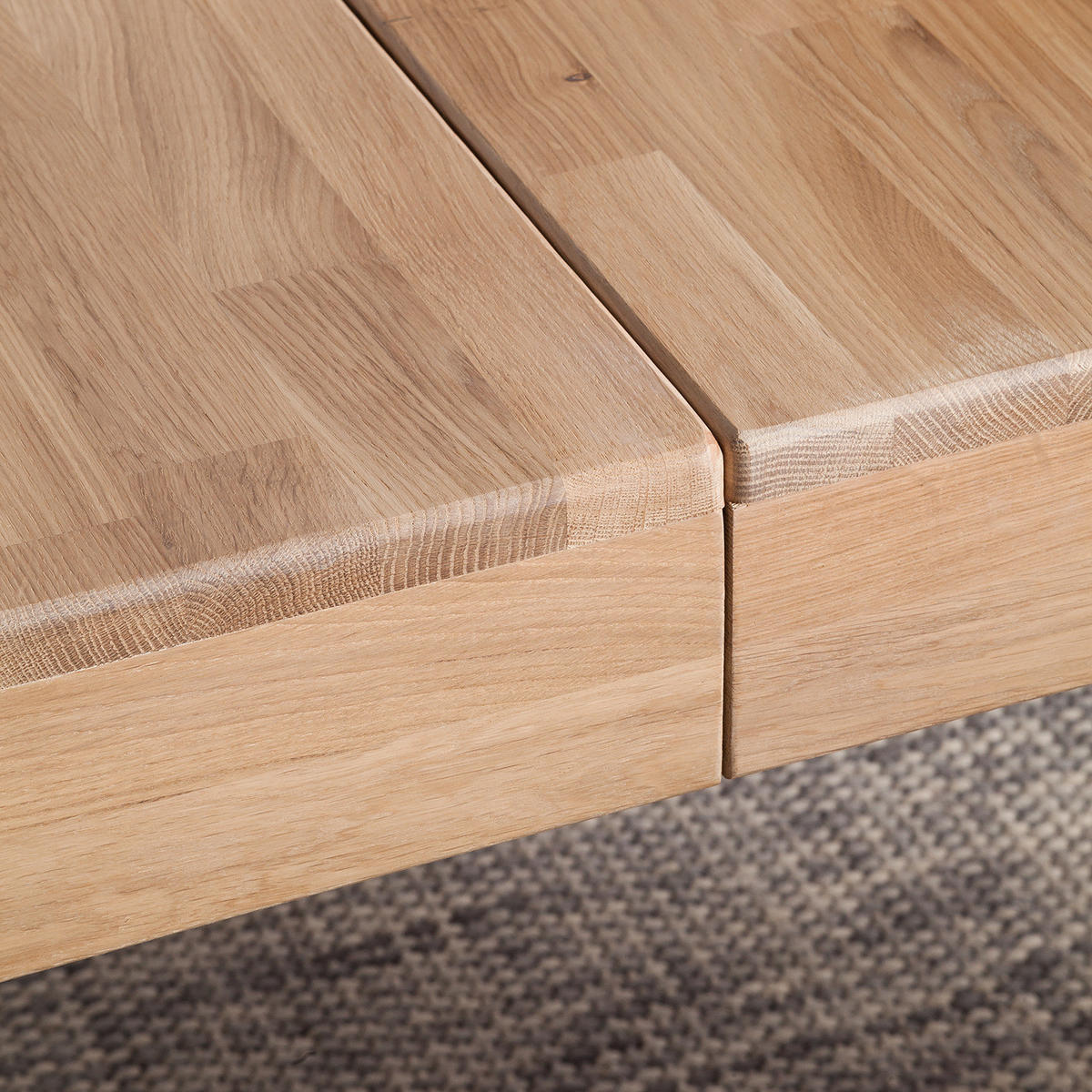 ESSTISCH - Eiche massiv - Eichefarben, Holz (90/160/73cm) - home24