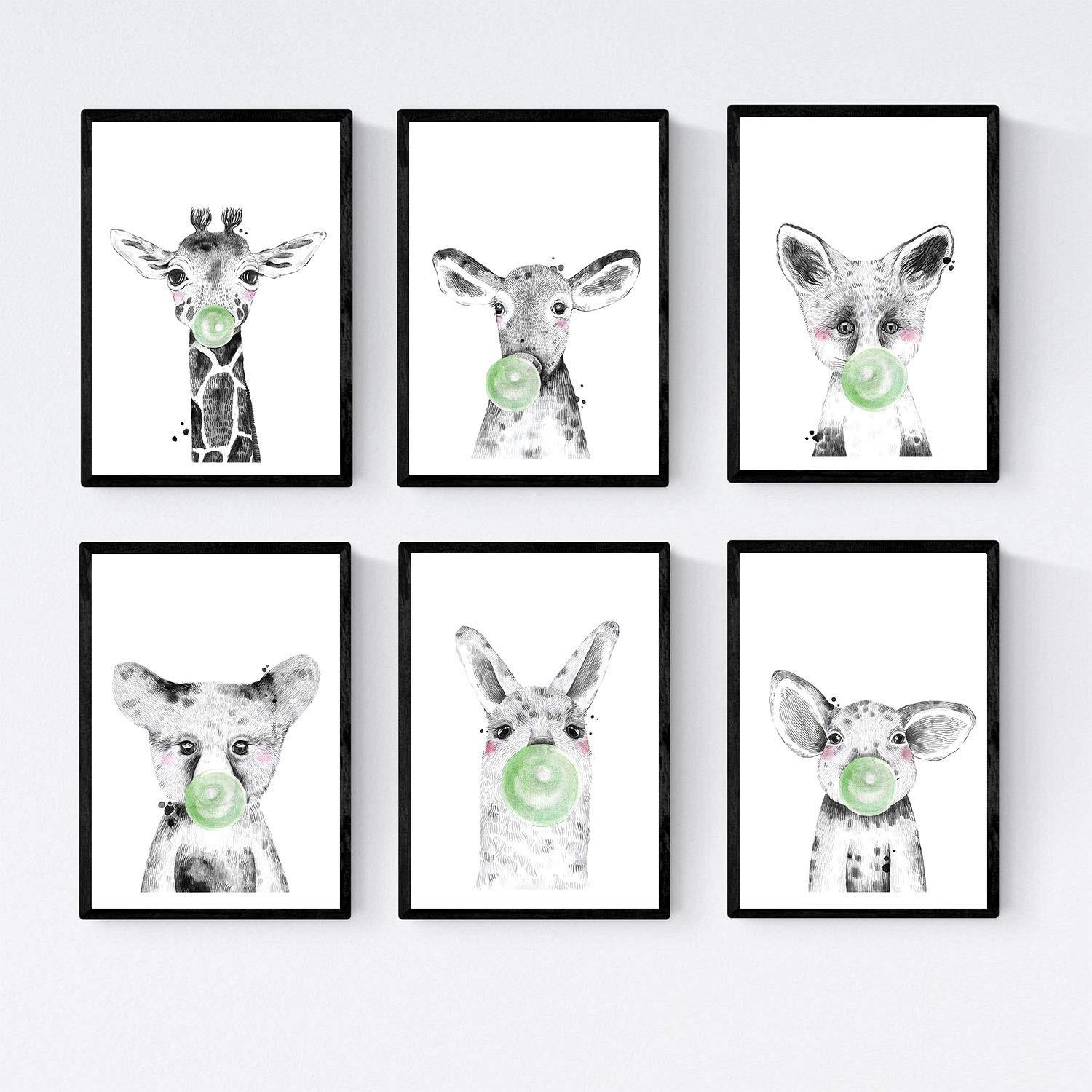 POSTER Set Mit 6 Tiere Babys Mit Kaugummi Girafa Schweinefleisch Kuh Zorro Bär Flamme A4 Schwarzer Rahmen - Schwarz, Papier (29/3cm) - Nacnic