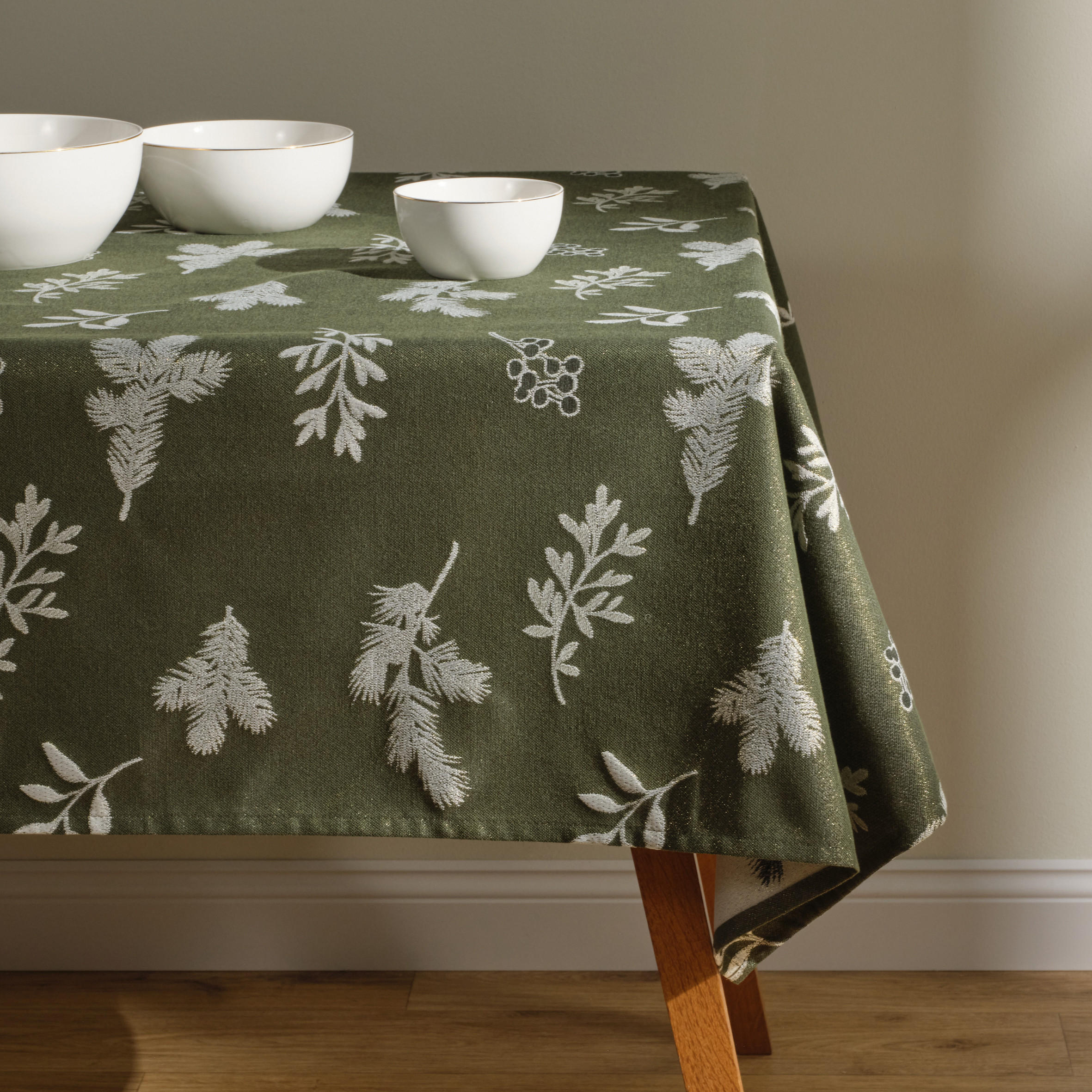 TISCHDECKE Novie 150x220 cm, Grün, Dekorative Tischdeko Weihnacheten, Weihnachtsdeko, Christmas - Grün, Textil (220/150/1cm) - home&you