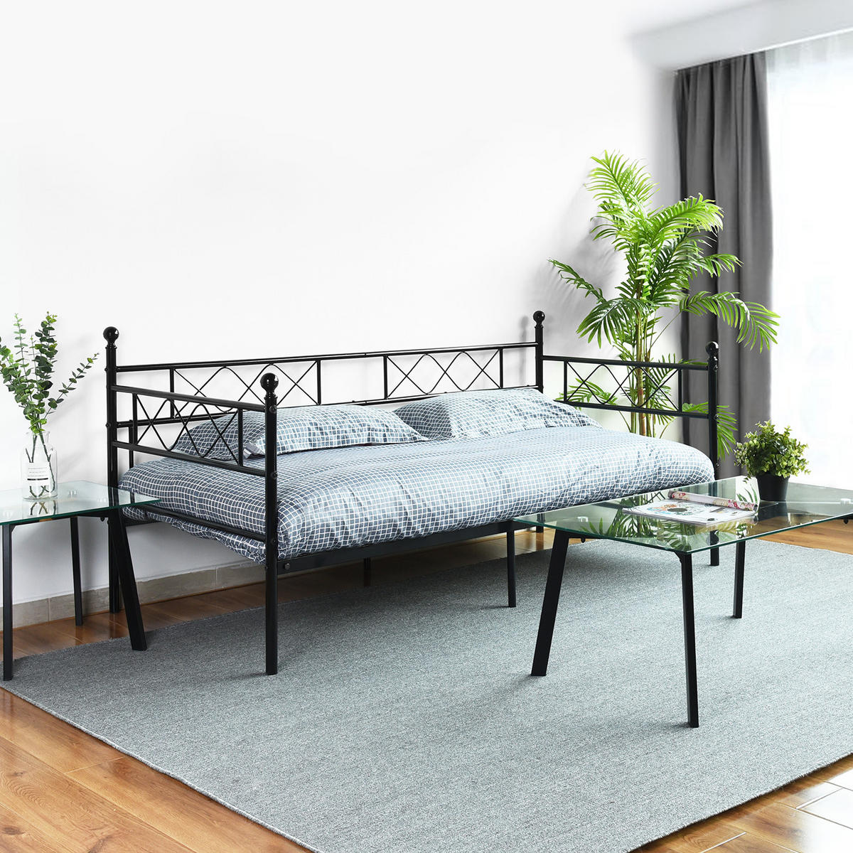 PAT PENTRU COPII, lemn de pin, design de casă, 140x190cm cu somieră cu șipci - negru, metal (198/94/95.5cm) - Urban Meuble