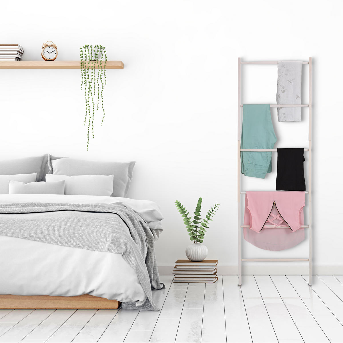LESTEV Bela iz orehovega lesa za brisače 6 prečk 170 cm - bela, tekstil/les (55/170/4cm) - Relaxdays