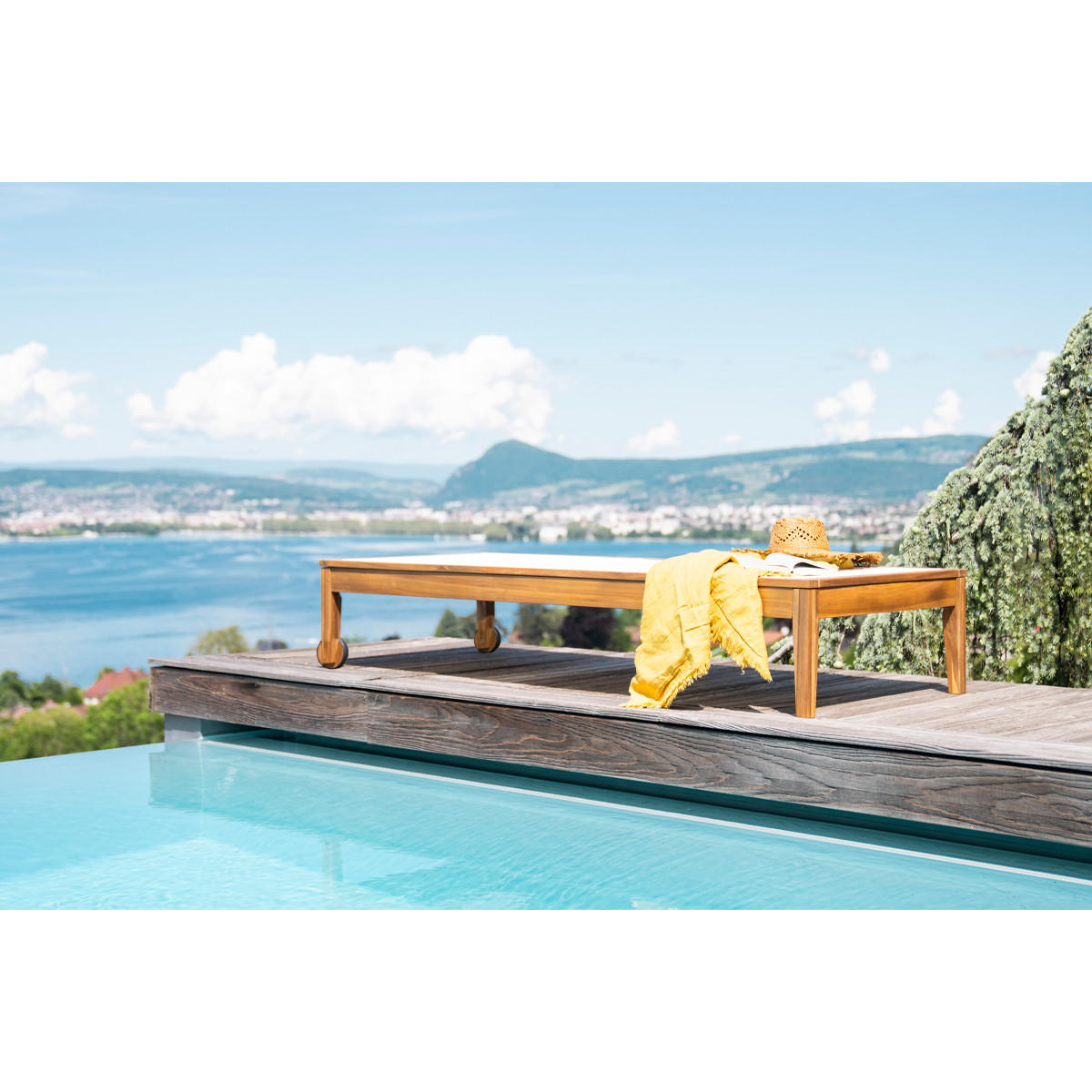 SONNENLIEGE Weiß Massivholz NAVEEN - Weiß, Holz (75/100/195cm) - Miliboo