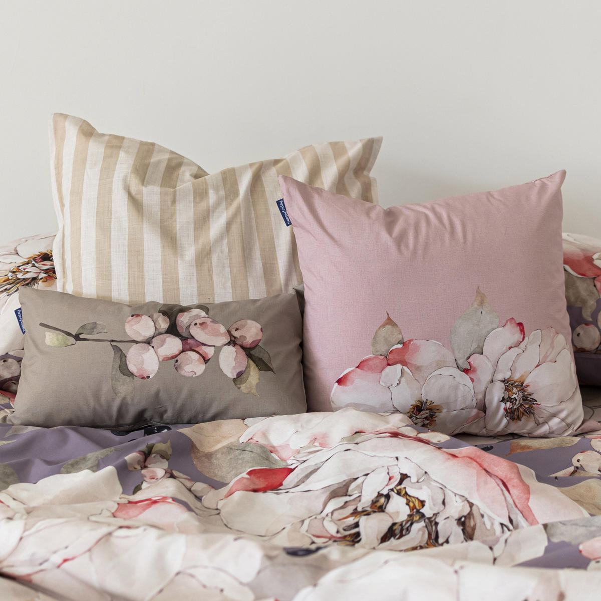 KISSENBEZUG white peonies 50x50 + 50x30 cm mehrfarbig - Multicolor, Textil (50/50cm) - Happy Friday