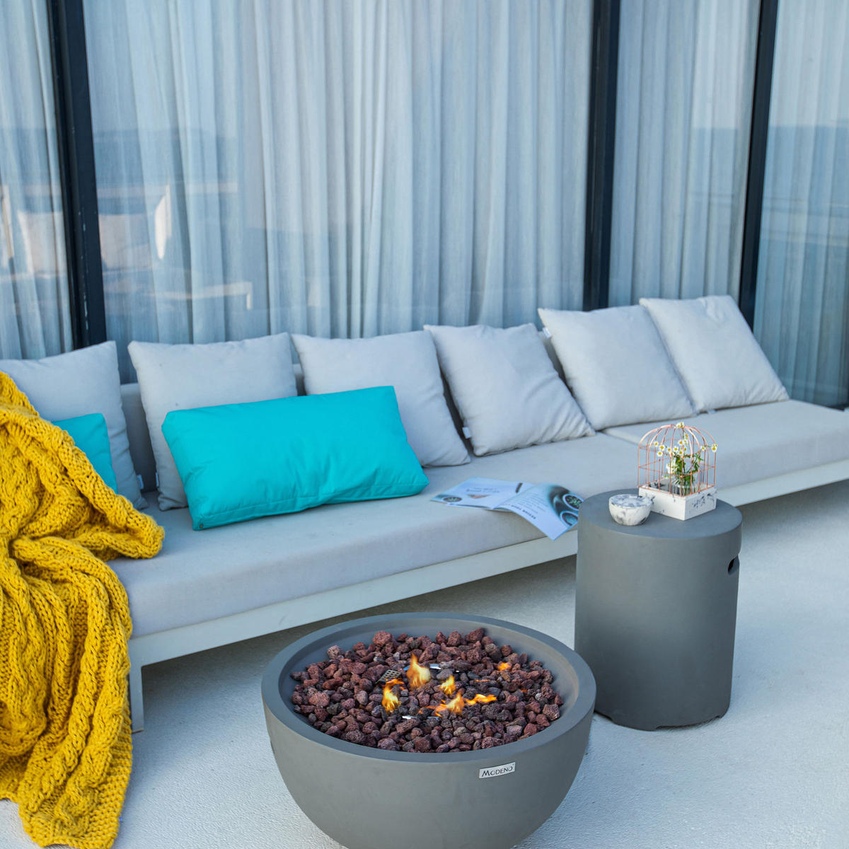 FEUERTISCH Nantucket Gasfeuerstelle aus GF-Beton 67/67/35 cm - Hellgrau, Naturmaterialien (68/36/68cm) - Elementi