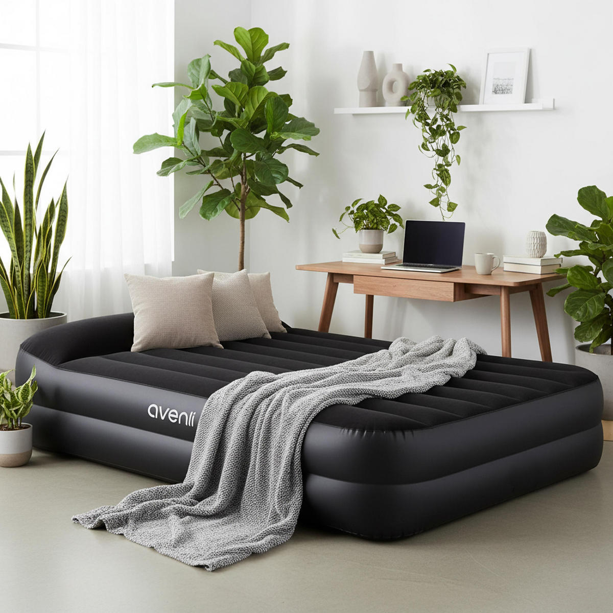 LUFTBETT Luftmatratze selbstaufblasend 203 x 152 x 46 cm mit integrierter Pumpe - Schwarz, Kunststoff (152/203cm) - Avenli