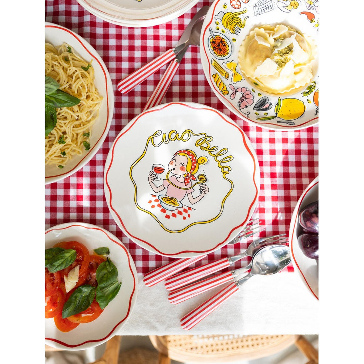 TELLER Pasta Ciao Bella in Bunt - 22cm - Multicolor, Keramik (21.8/21.8/2.5cm) - Blond Amsterdam