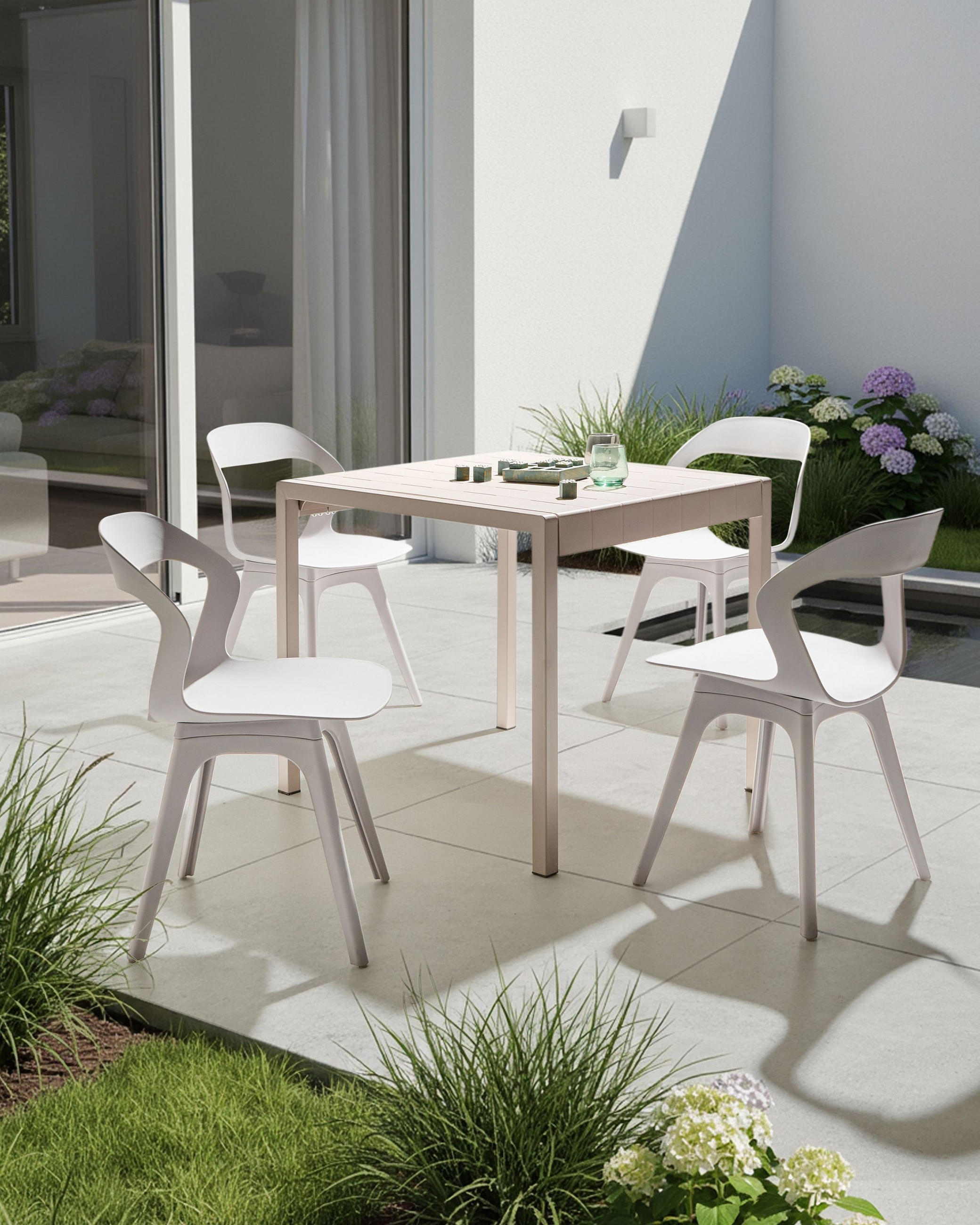 Thumbnail - Beliani Stühlen, Taupe, Kunststoff, 47x80x45 cm, Gartenmöbel, Gartenstühle, Gartenstühle