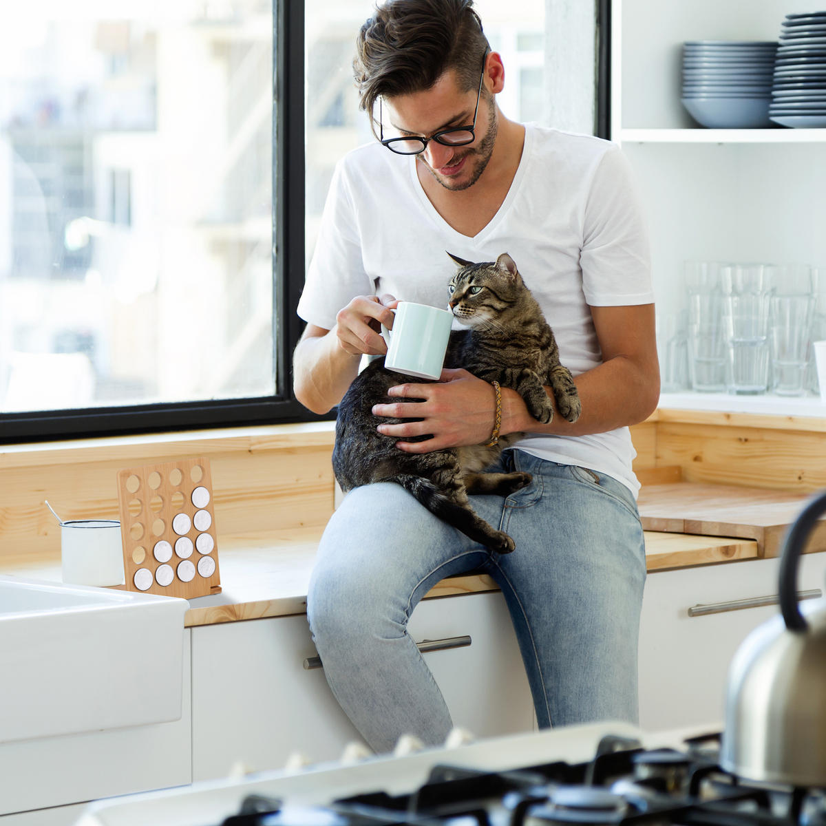 DRŽÁK kapslí - světle hnědá, dřevo (18/23/9cm) - Relaxdays