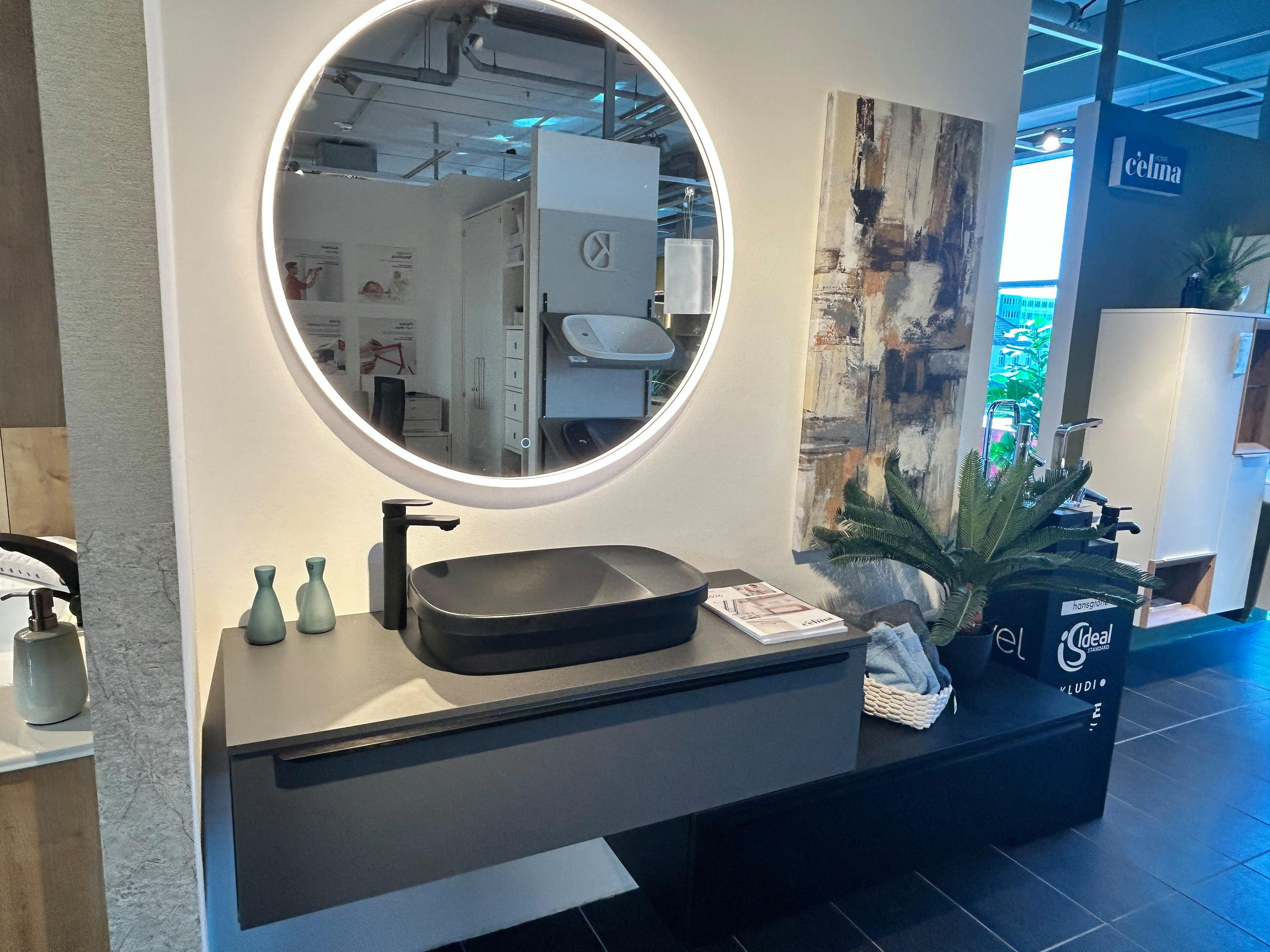 RONJA/TONIO 006 - Celina