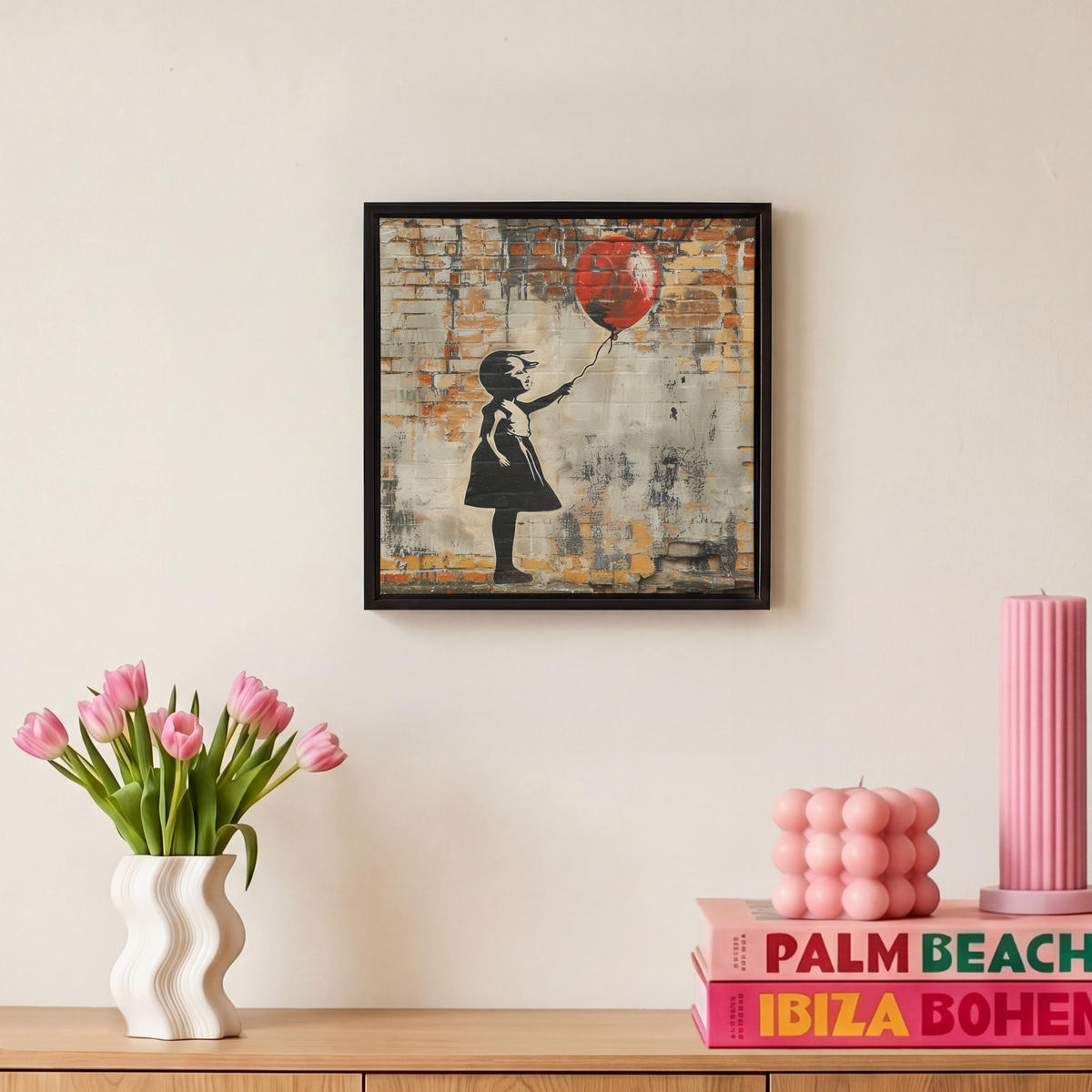 LEINWAND Bilder mit Rahmen - Graffiti - Banksy - Mädchen - Straßenkunst - 20x20 - Sandfarben, Textil (20/20cm) - MuchoWow