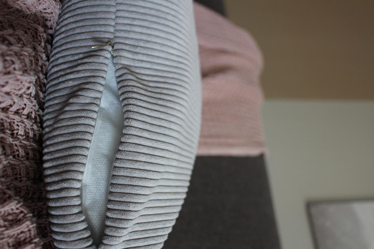 KISSENHÜLLE Inga Cord Look grau - Grau, Textil (40/40cm) - Magma Heimtexx