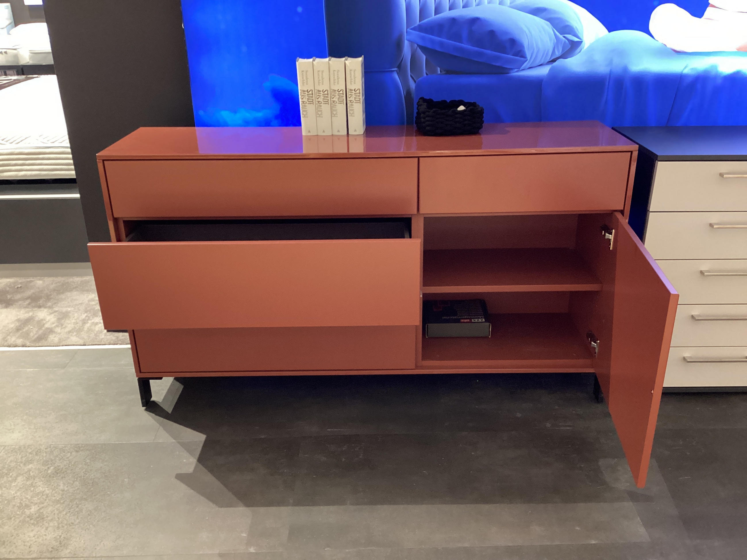 Commode - Invivus