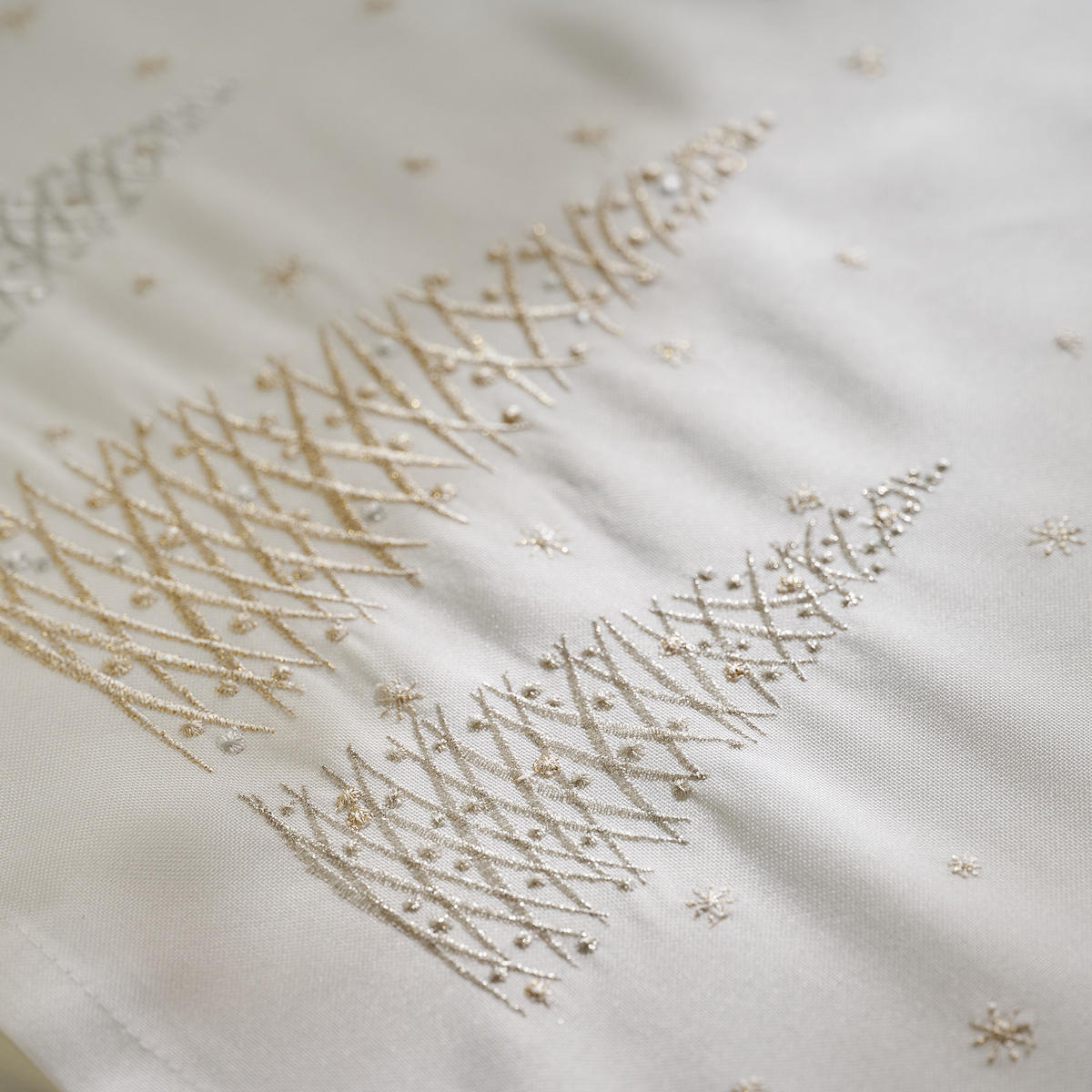 TISCHDECKE Navore 150 x 220cm, Weiß, Dekorative Tischdeko Weihnacheten, Weihnachtsdeko, Christmas - Weiß, Textil (220/150/1cm) - home&you