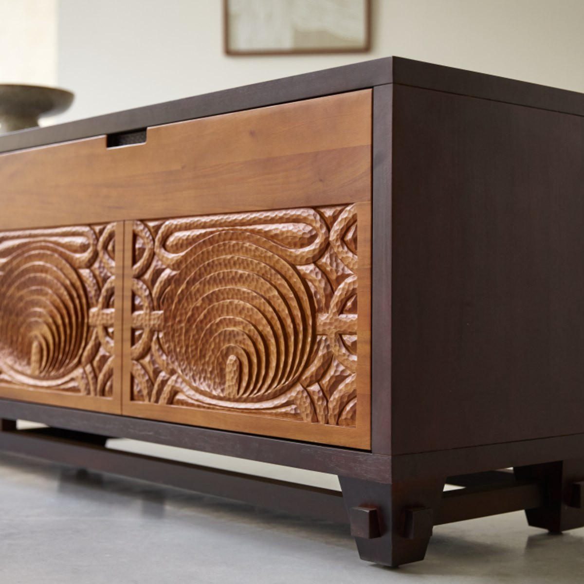 TV-SCHRANK Frida Dunkelbraun aus Mahagoni - Dunkelbraun, Holz (200/55/45cm) - Tikamoon