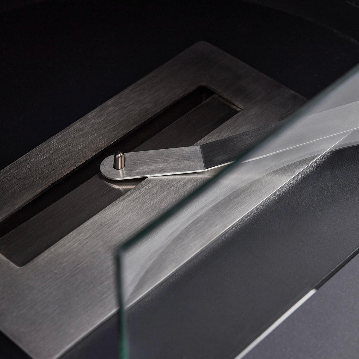 ETHANOLKAMIN Jonas Schwarz Metall/Glas Freistehend - Schwarz, Metall (40/82/40cm) - Bessagi Home