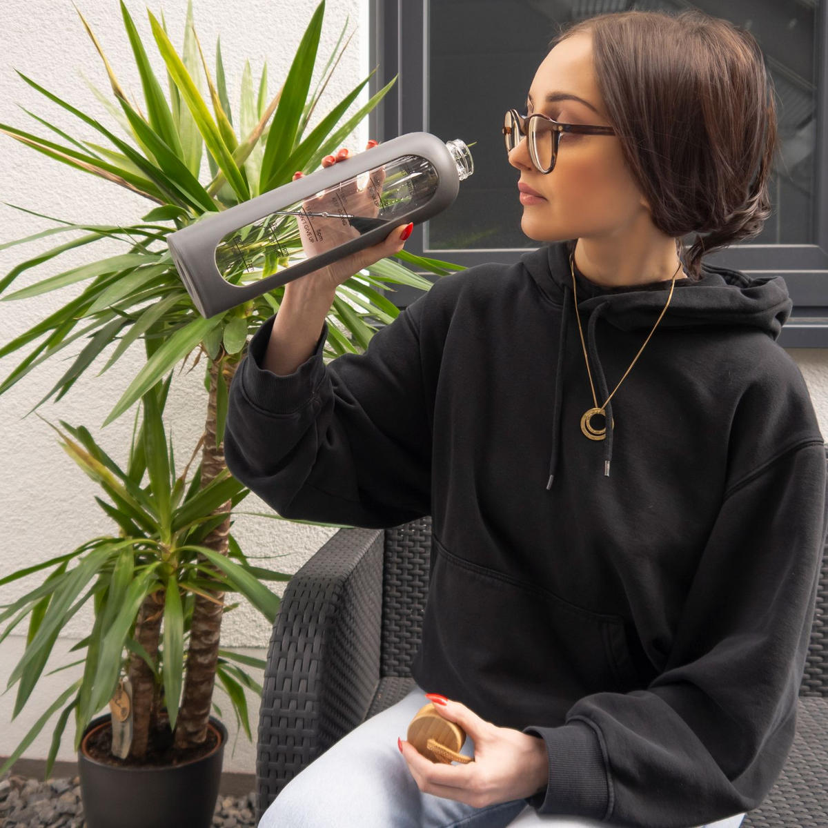 TRINKFLASCHE 900ml - Grau, Glas (0.9L) - Intirilife