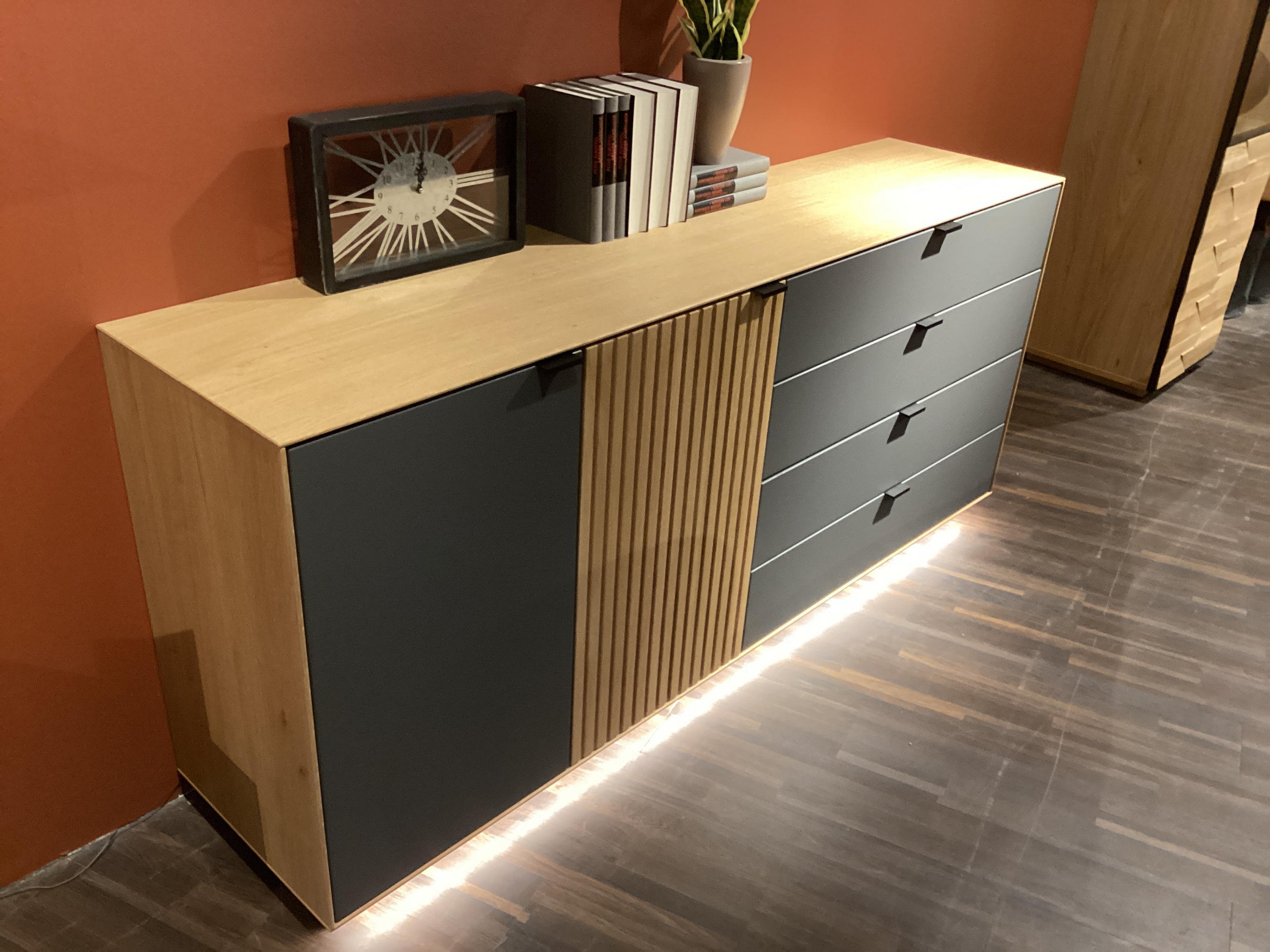 Sideboard „TIMOUR“ Ausstellungsstück - Linea Natura