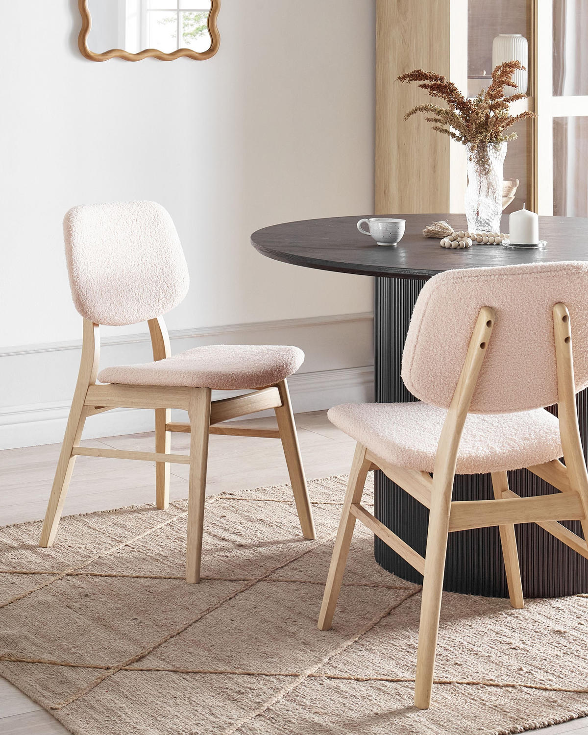 ESSZIMMERSTUHL 2er-Set Bouclé Hellbraun/Beige Elaine - Beige, Textil (48/81/54cm) - Beliani
