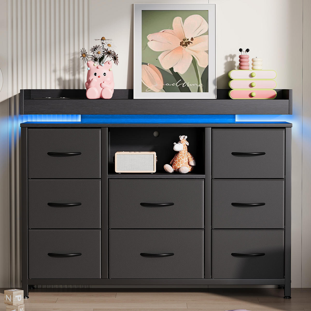 KOMODA s 8 zásuvkami, černá, RGB LED, USB, ochrana proti převrácení - černá, dřevo (30/82/108cm) - SHOPENTRA