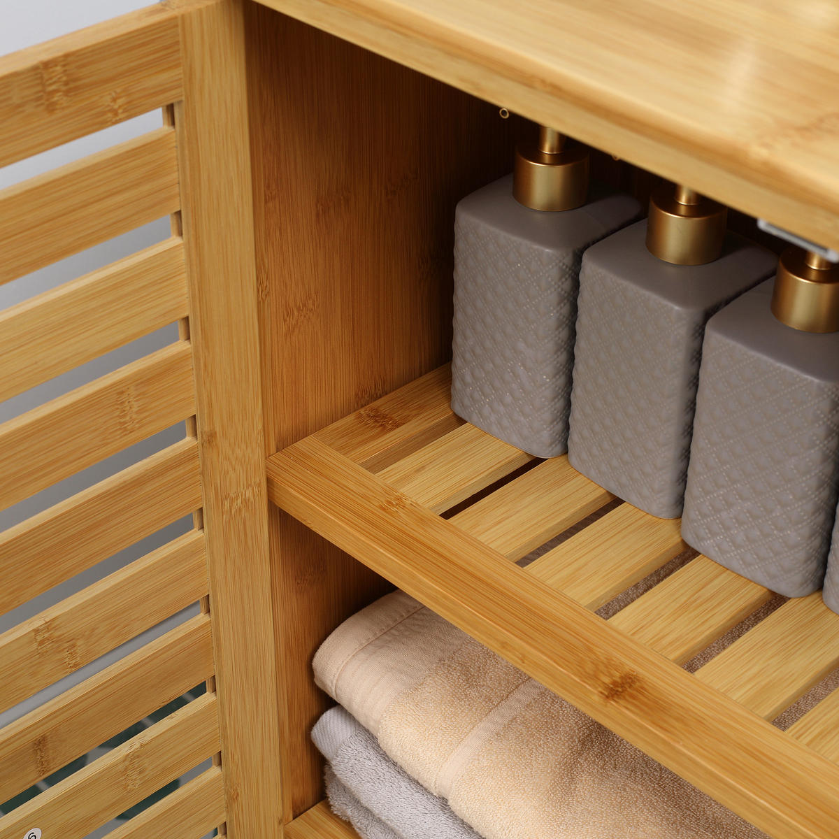 BADEZIMMERSCHRANK 68x32x86 cm Natur aus Bambus mit Doppeltür & Kippsicherung - Naturfarben, Naturmaterialien (68/86/32cm) - Modfu