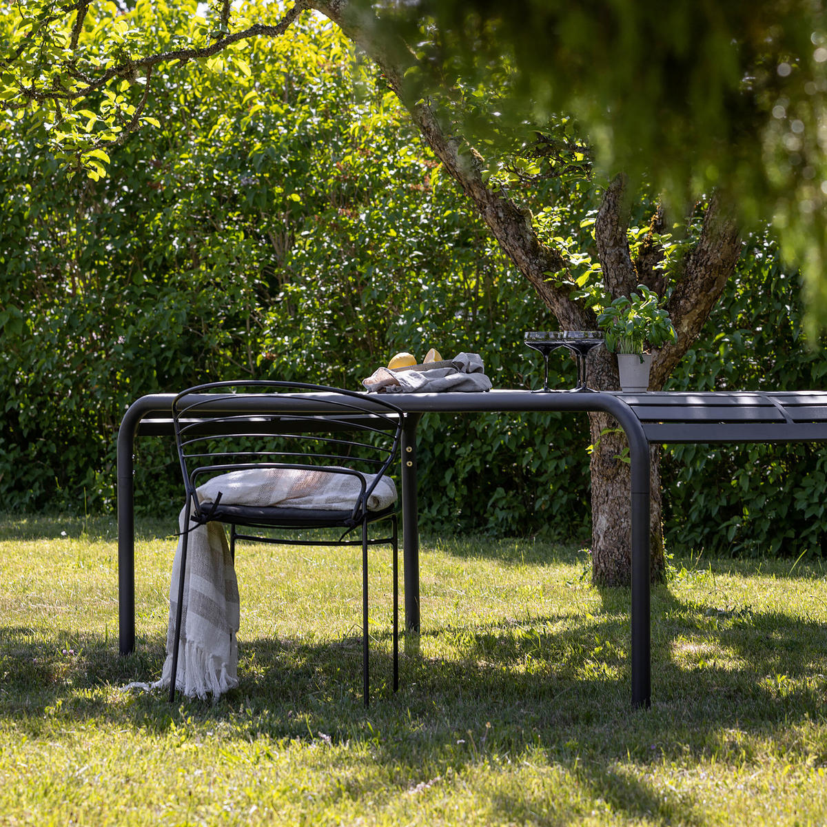 GARTENTISCH - Schwarz, Metall (200/100/75cm) - home24
