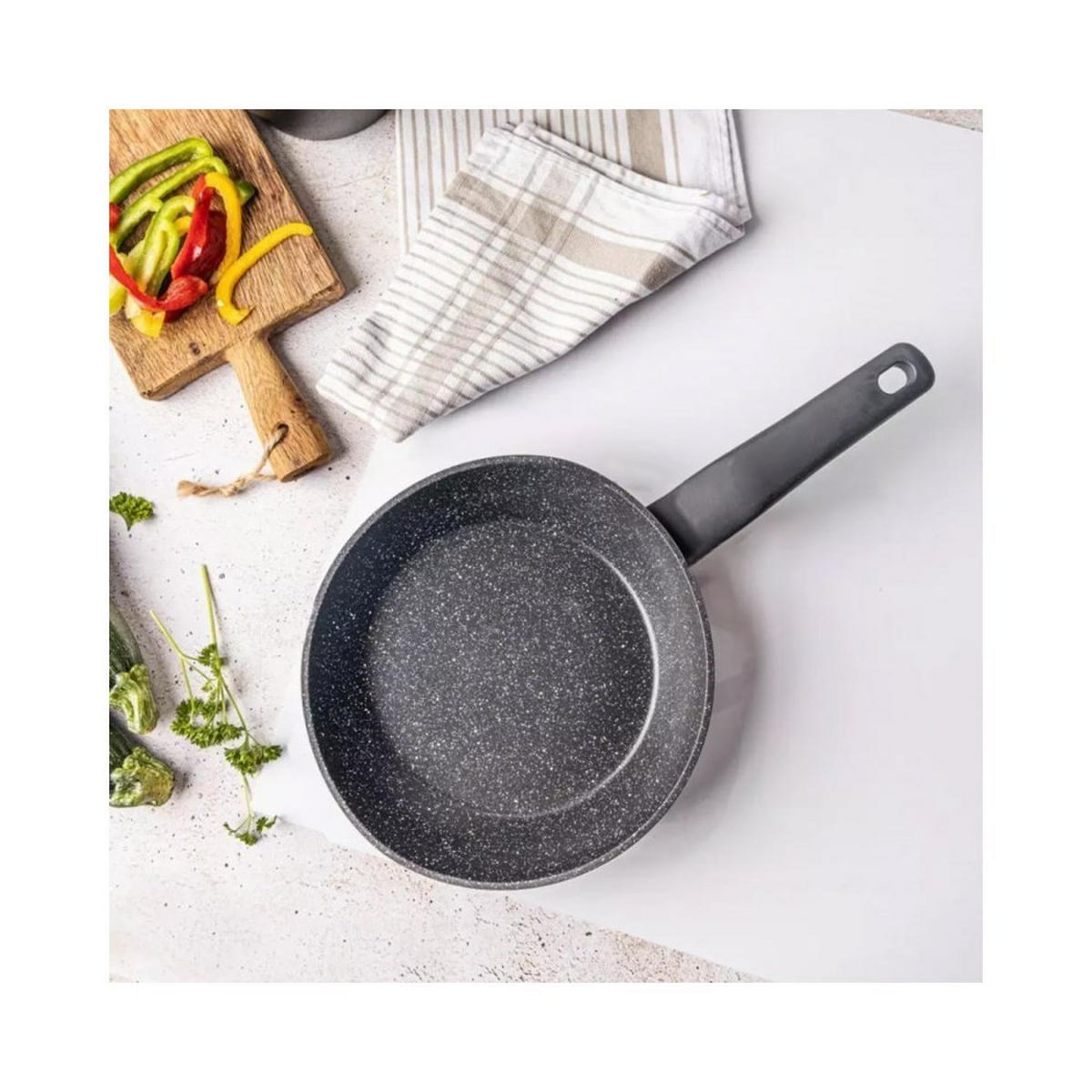 PFANNE Schwarz 20/20/4.5 cm KB7663 - Schwarz, Metall (20cm) - Klausberg 