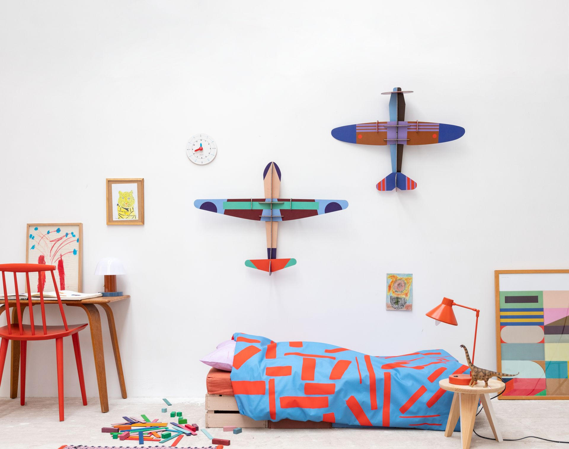 WANDDEKO Vintage-Papierflugzeug 15/58 cm - Multicolor, Wellpappe (15/58/74cm) - KUNSTLOFT