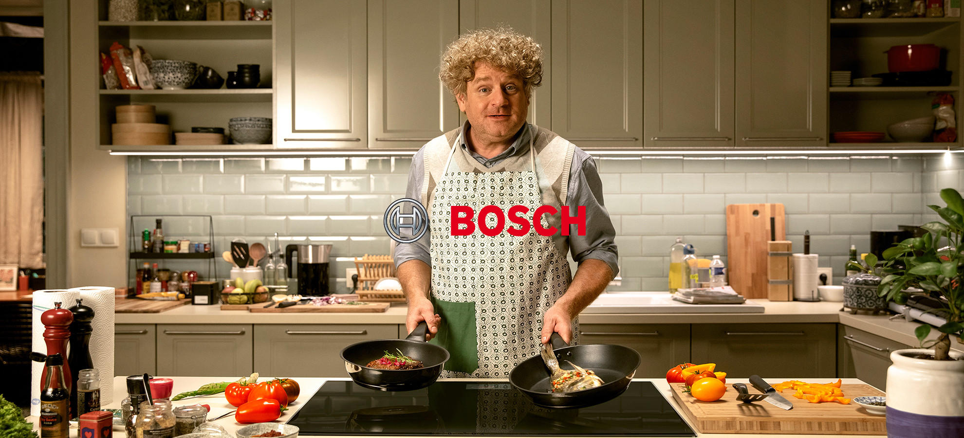 BOSCH Mann am Kochen
