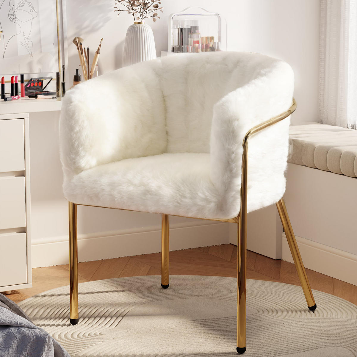 ESSZIMMERSTÜHLE Beige Kunstfell mit Metallbeinen - Beige/Goldfarben, Textil (57/77/57cm) - Urban Meuble