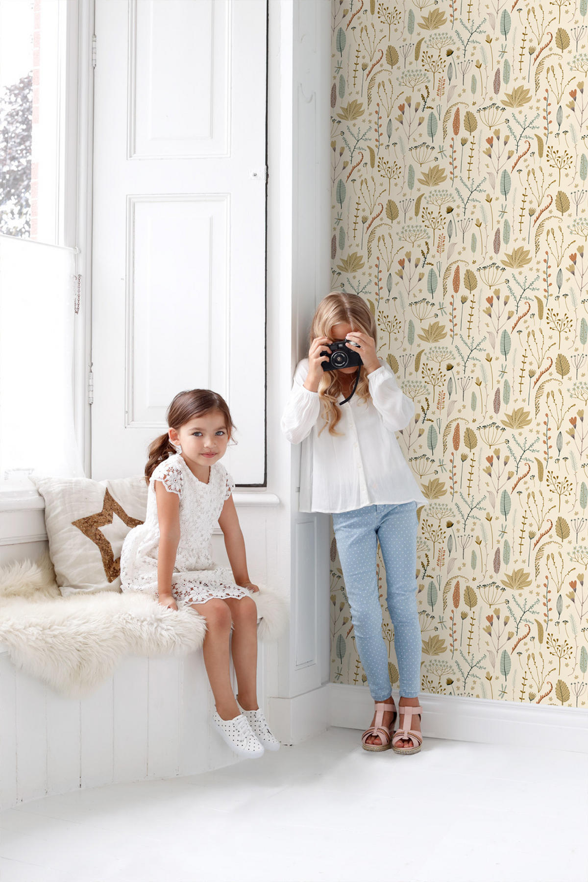TAPETE Feldblumen 50 x 900 cm - Beige, Papier (50/0.1cm) - ESTAhome