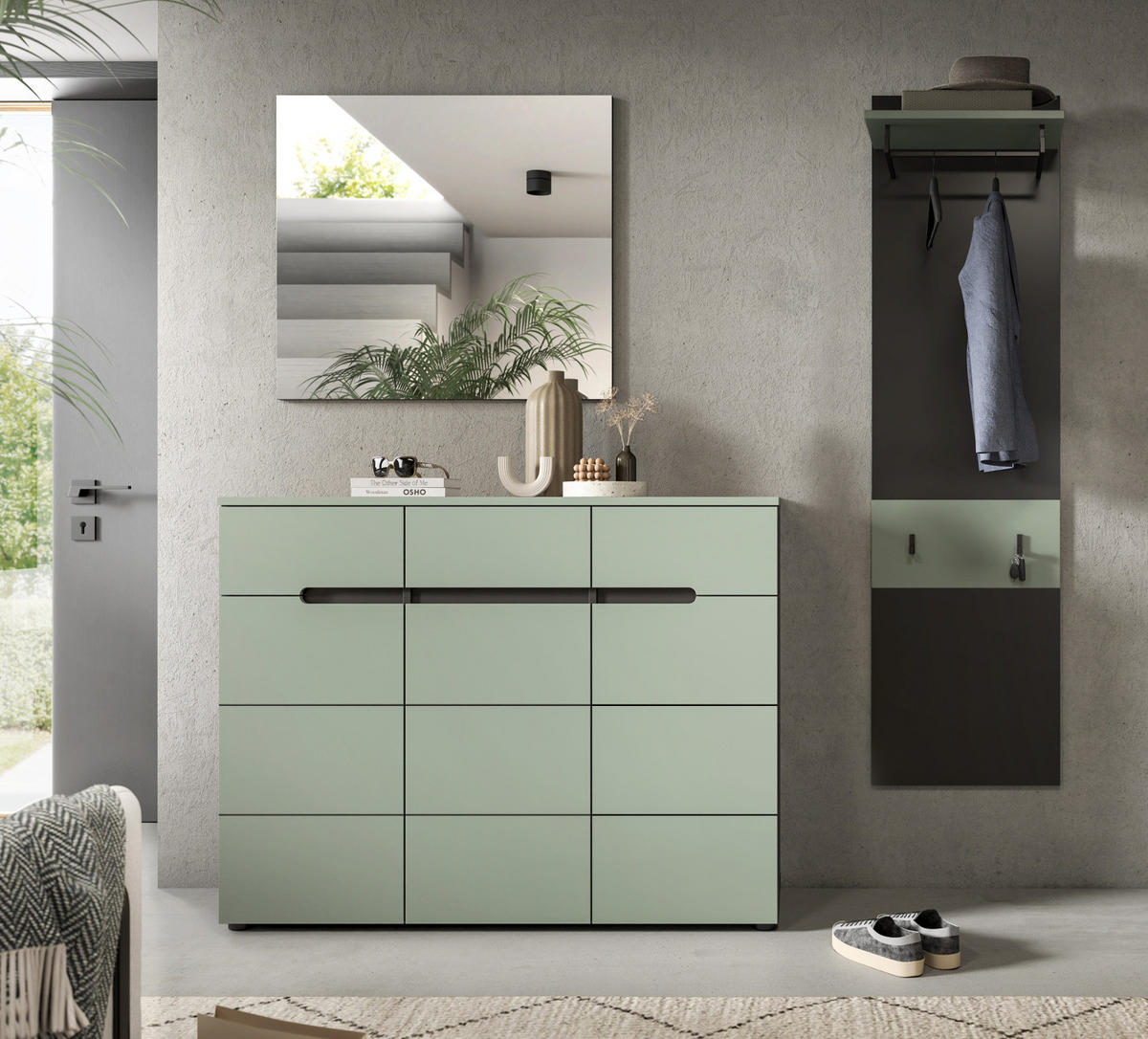 SCHUHKOMMODE Salbei grün, Baslat grau 120 cm, Flurkommode mit Soft-Close - Salbeigrün/Schwarz, Holzwerkstoff/Kunststoff (120/94/37cm) - Inn.Furn