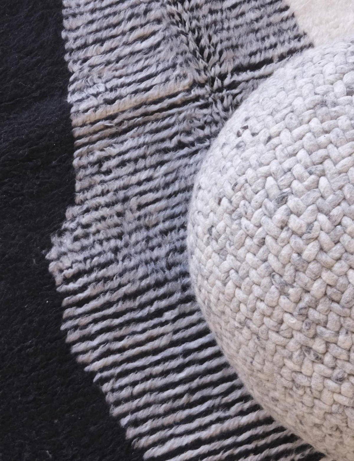 BERBERTEPPICH elegantes Design aus reiner Wolle 300x 400 cm - Schwarz, Naturmaterialien (300/400cm) - AFK Living