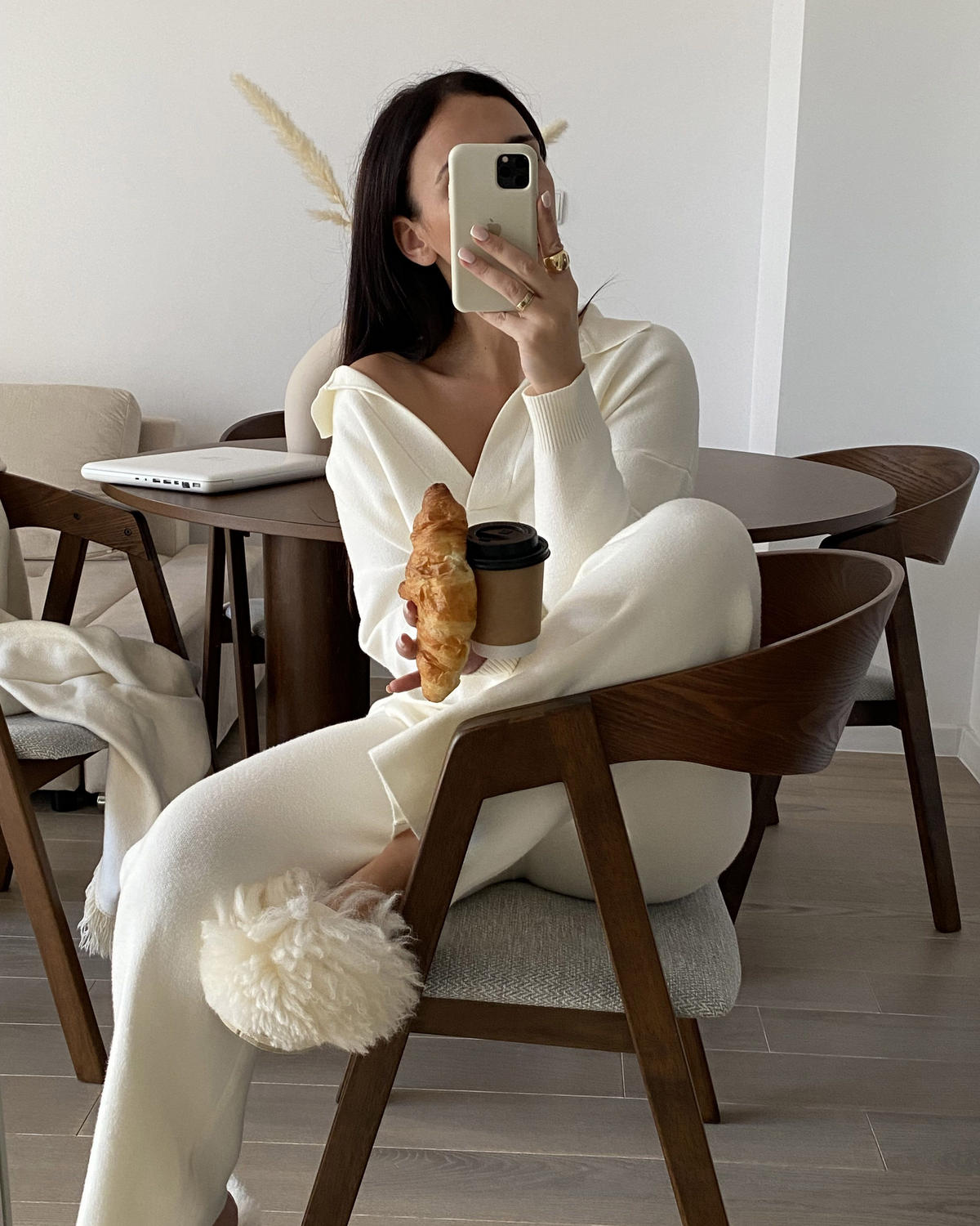 JÍDELNÍ ŽIDLE sada 2 ks Dřevěný kompozit Tmavší Odstín dřeva Yuba - tmavě hnědá, dřevo/textil (56/79/44cm) - Beliani