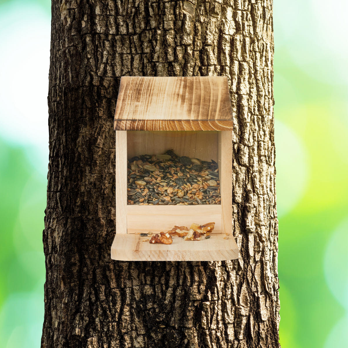 EICHHÖRNCHENFUTTERHAUS - Hellbraun, Holz/Kunststoff (12/17.5/25cm) - Relaxdays