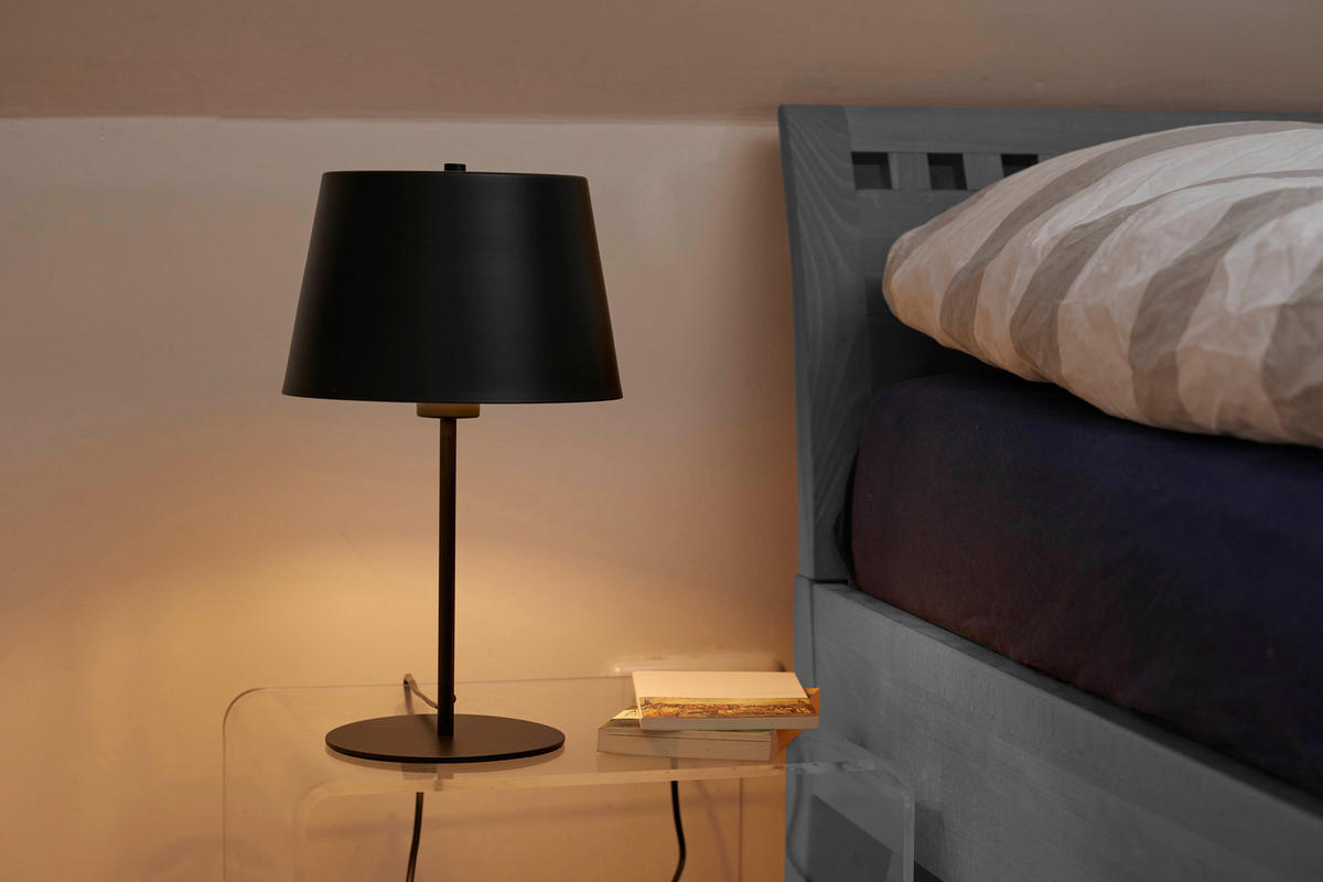 LED-TISCHLEUCHTE aus Metall warmweißes Licht Schnurschalter inklusive energieeffizientes E27 LED Leuchtmittel Matt schwarz Klassik - Schwarz, Metall (23/23/39cm) - Northpoint